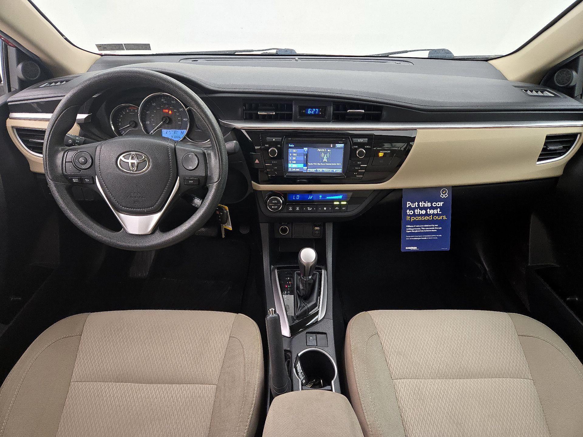 Thumbnail: 2015 Toyota Corolla - 9