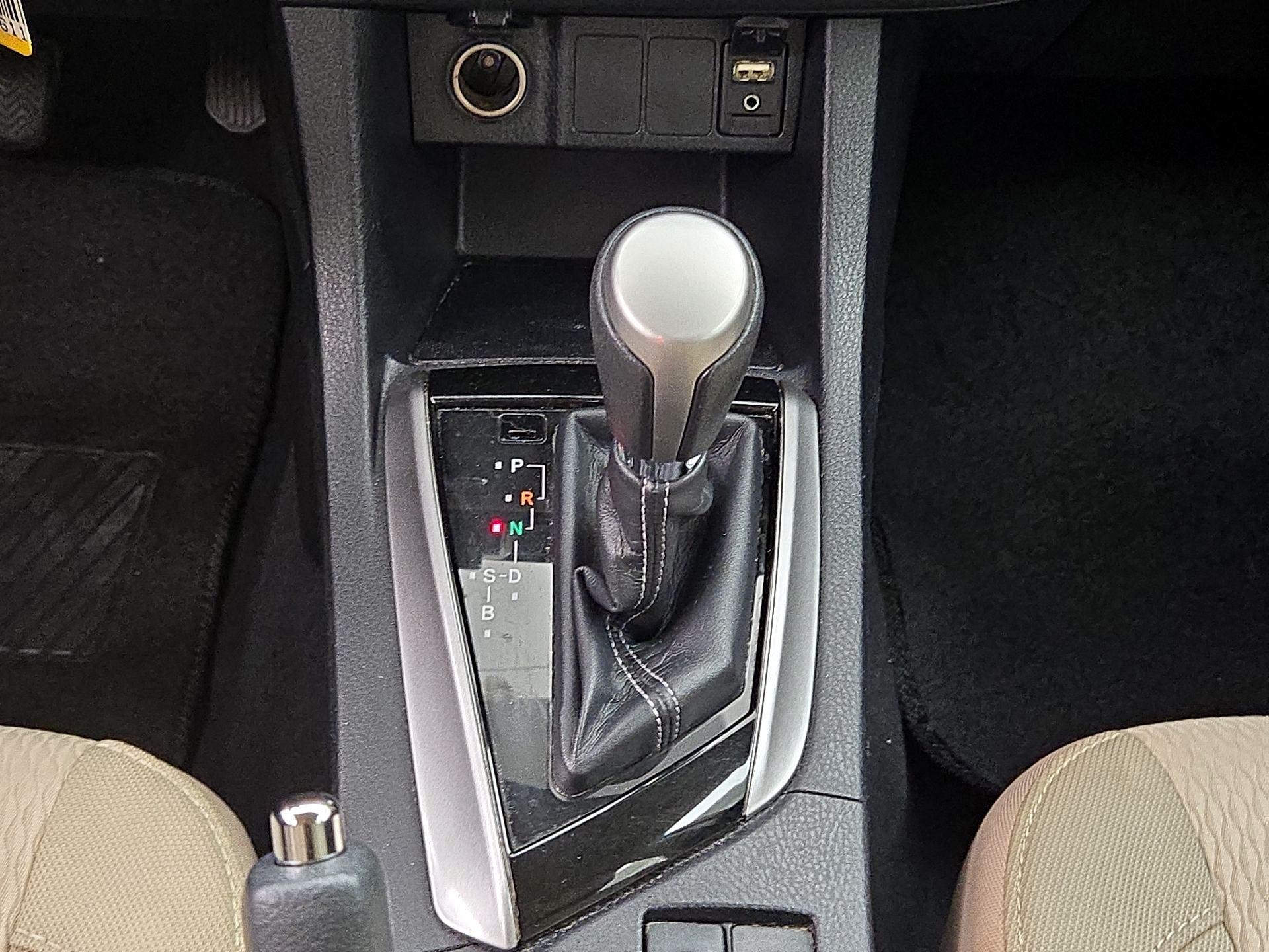 Thumbnail: 2015 Toyota Corolla - 17