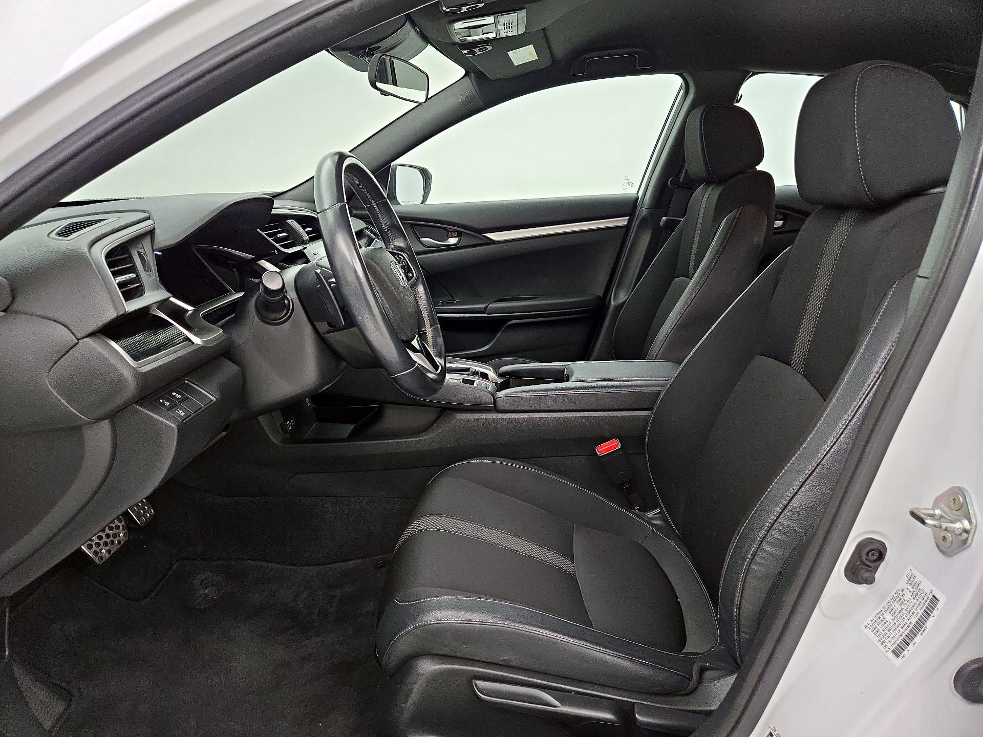 Thumbnail: 2019 Honda Civic - 11