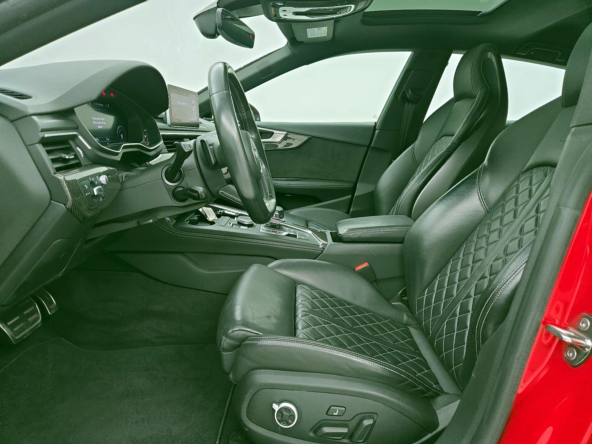 Thumbnail: 2019 Audi S5 - 11