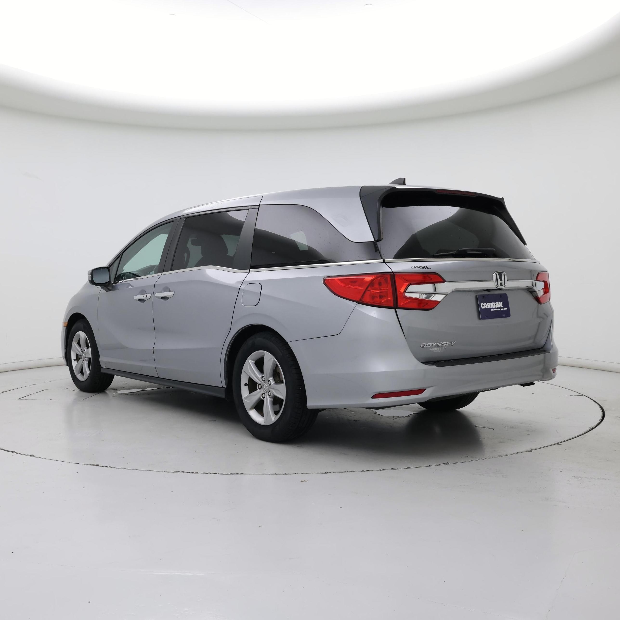 Thumbnail: 2019 Honda Odyssey - 2