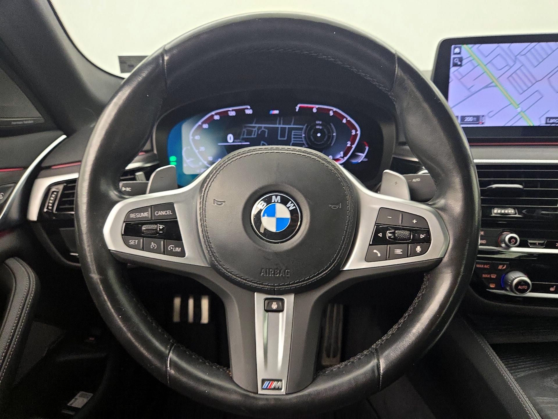 Thumbnail: 2022 BMW 5 Series - 10