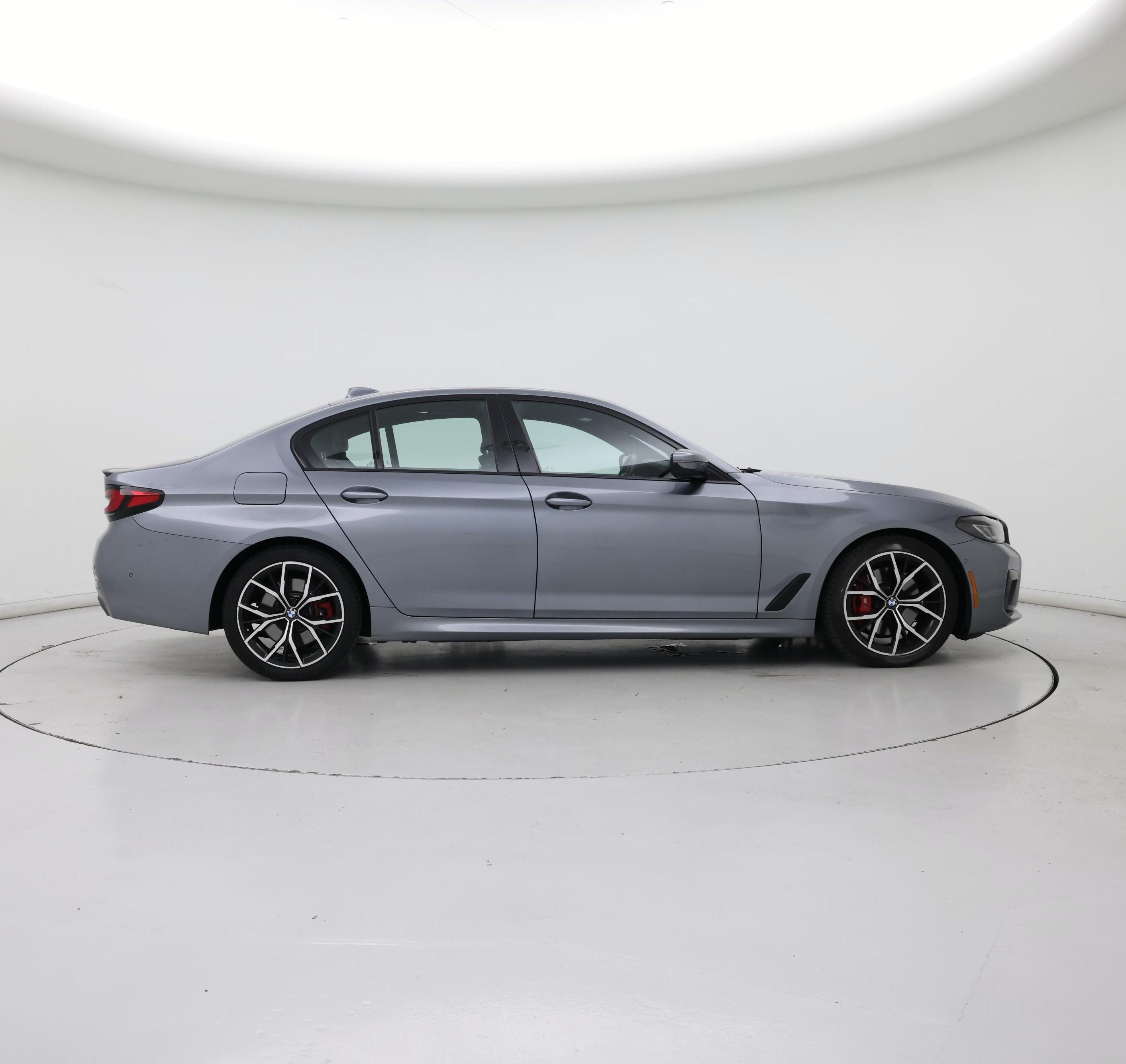 Thumbnail: 2022 BMW 5 Series - 7