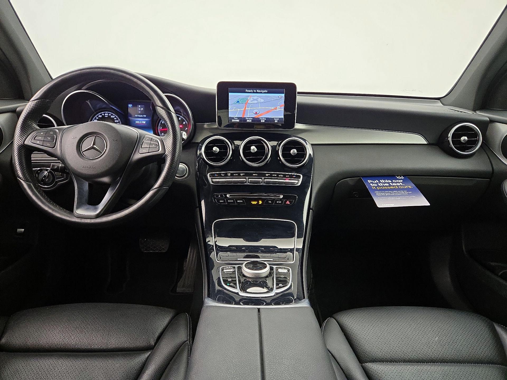 Thumbnail: 2017 Mercedes-Benz GLC - 9