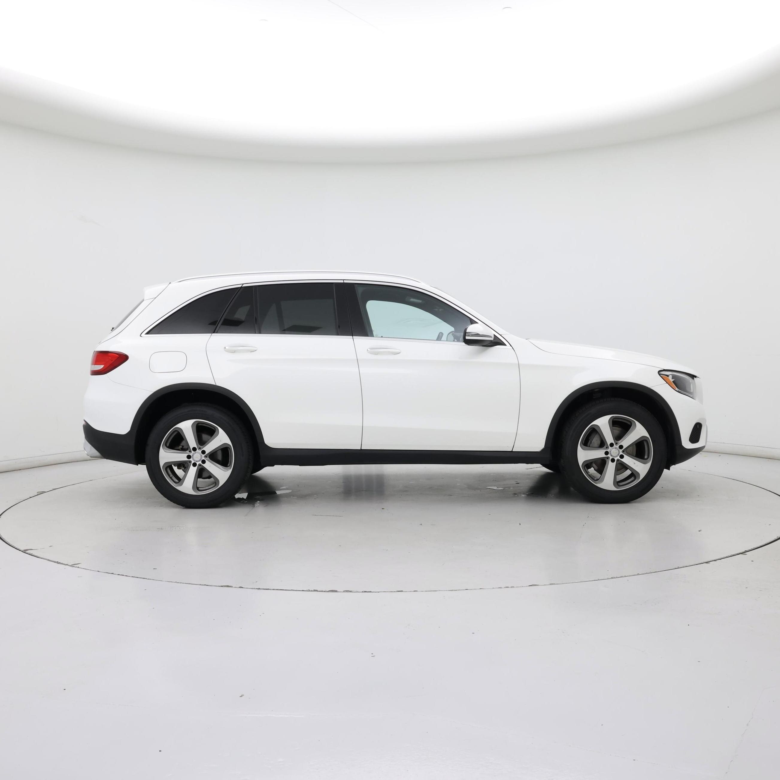 Thumbnail: 2017 Mercedes-Benz GLC - 7