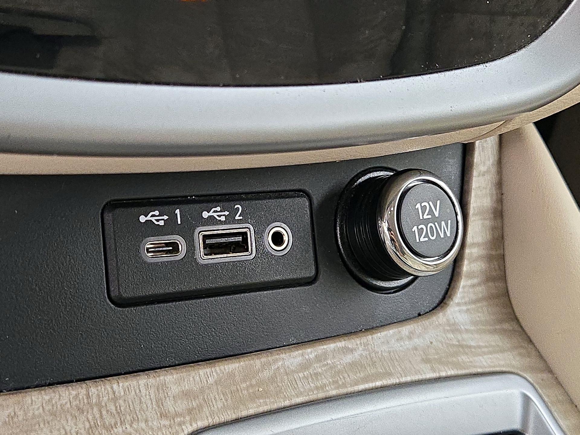 Thumbnail: 2019 Nissan Murano - 19