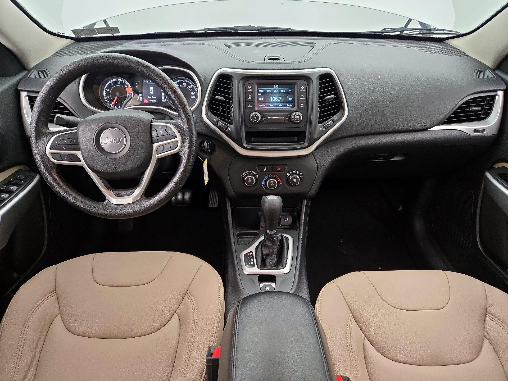 Thumbnail: 2017 Jeep Cherokee - 9
