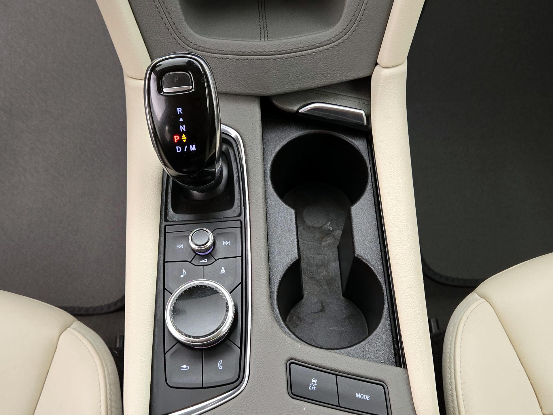 Thumbnail: 2020 Cadillac XT6 - 17