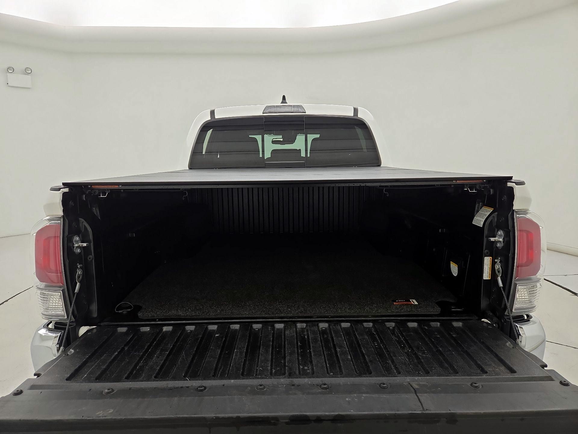 Thumbnail: 2023 Toyota Tacoma - 20