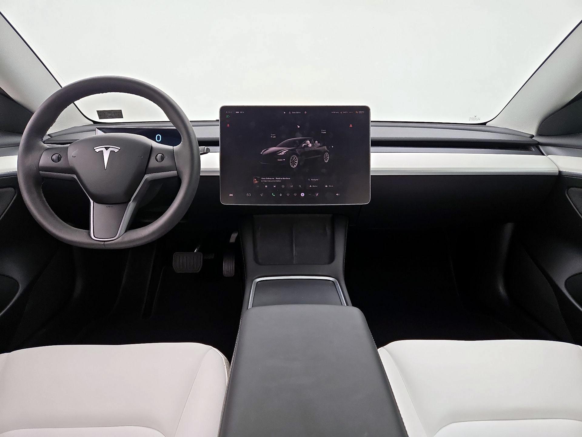 Thumbnail: 2023 Tesla Model 3 - 9