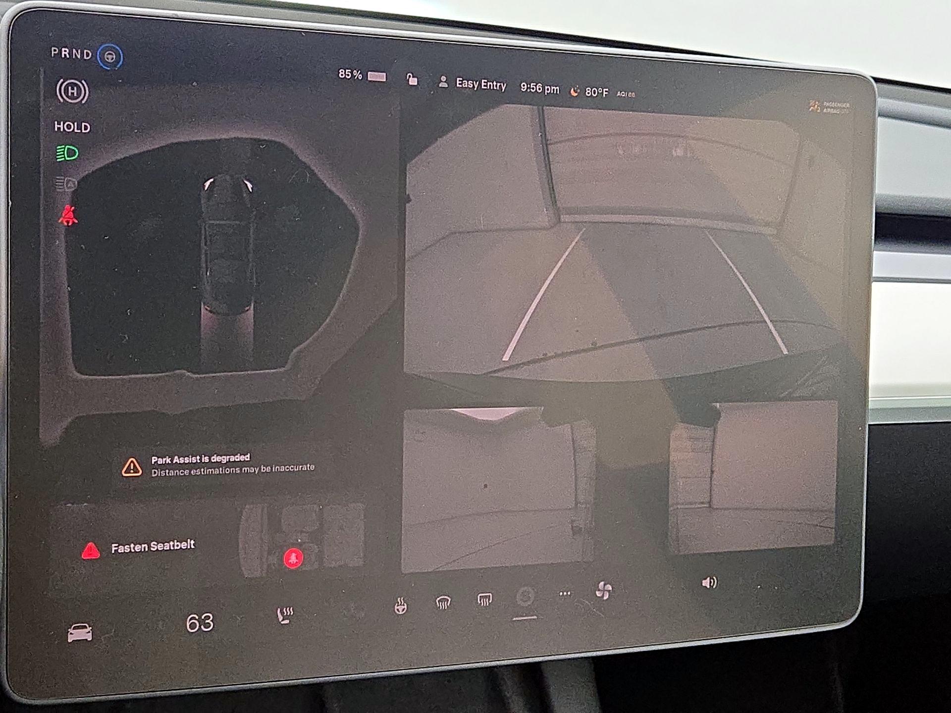 Thumbnail: 2023 Tesla Model 3 - 14