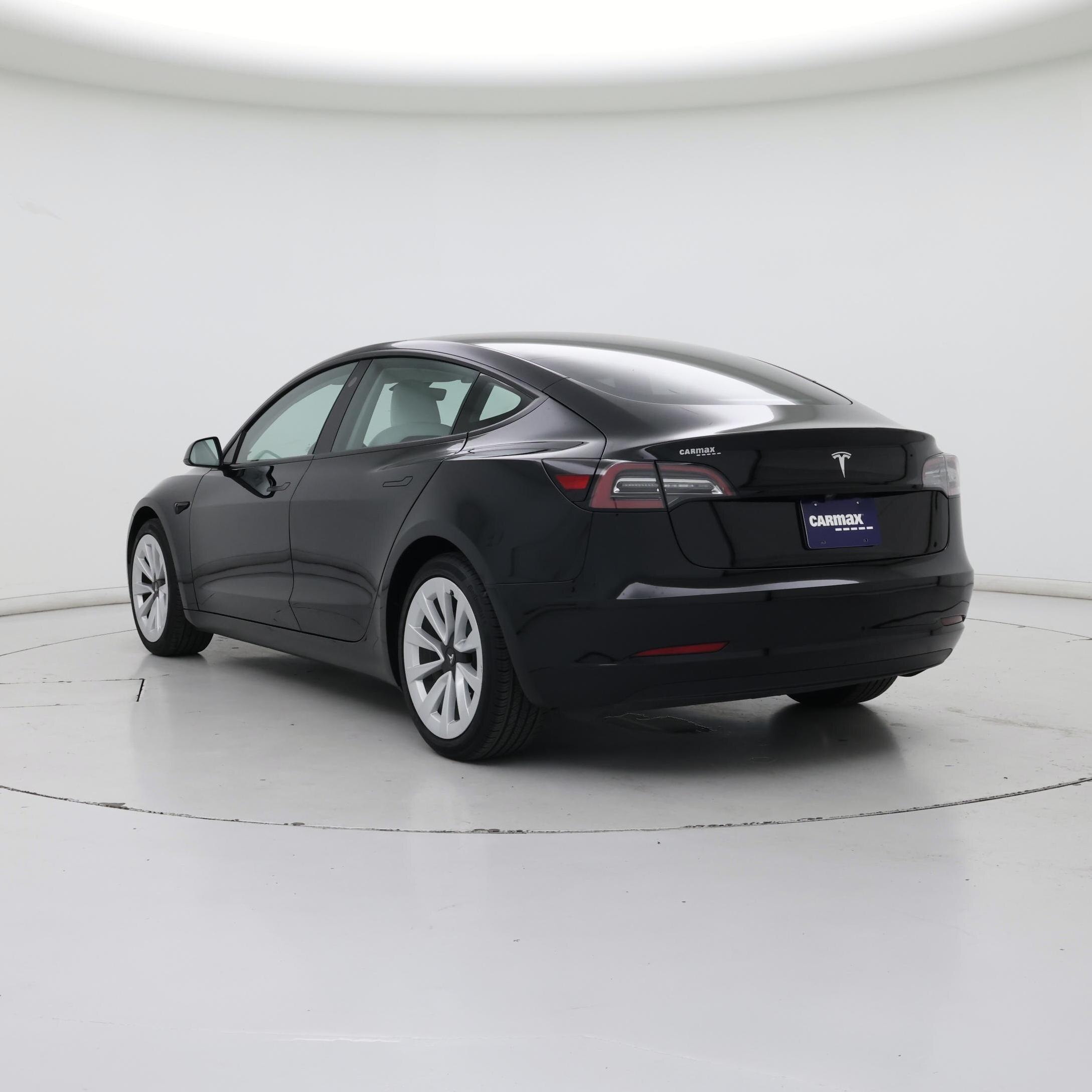 Thumbnail: 2023 Tesla Model 3 - 2