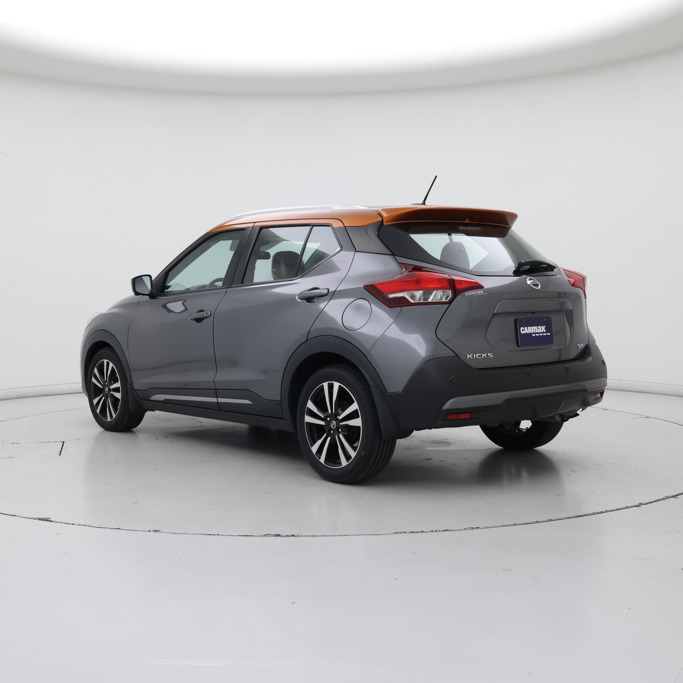 Thumbnail: 2020 Nissan Kicks - 2
