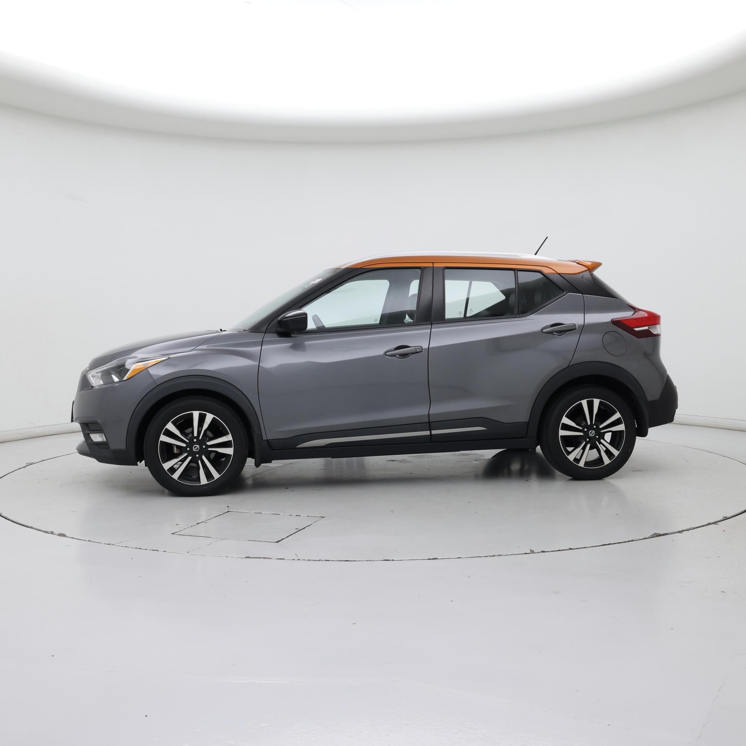 Thumbnail: 2020 Nissan Kicks - 3
