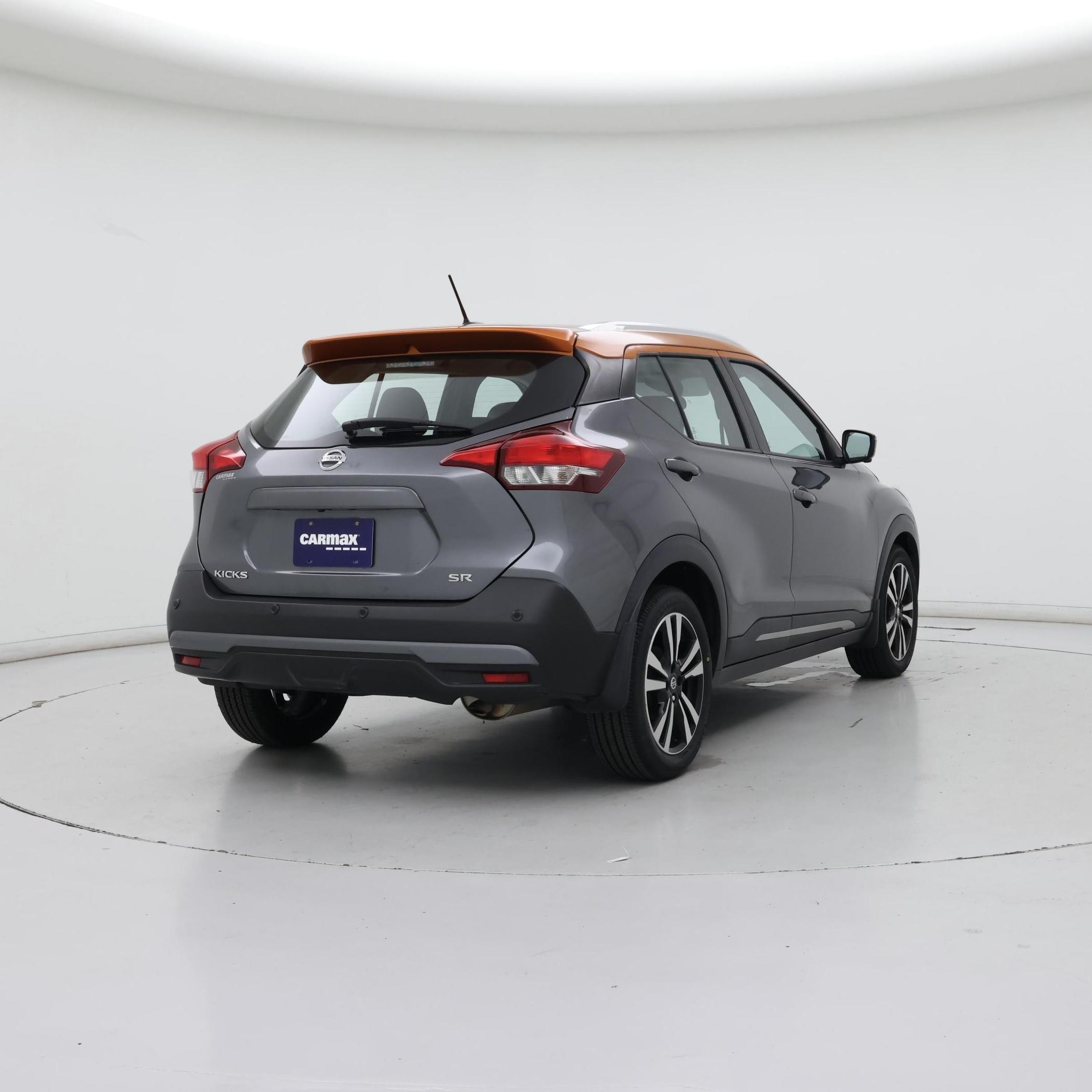 Thumbnail: 2020 Nissan Kicks - 8