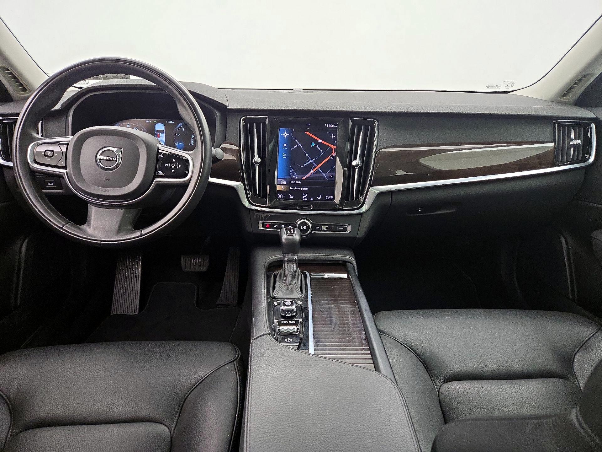 Thumbnail: 2020 Volvo S90 - 9