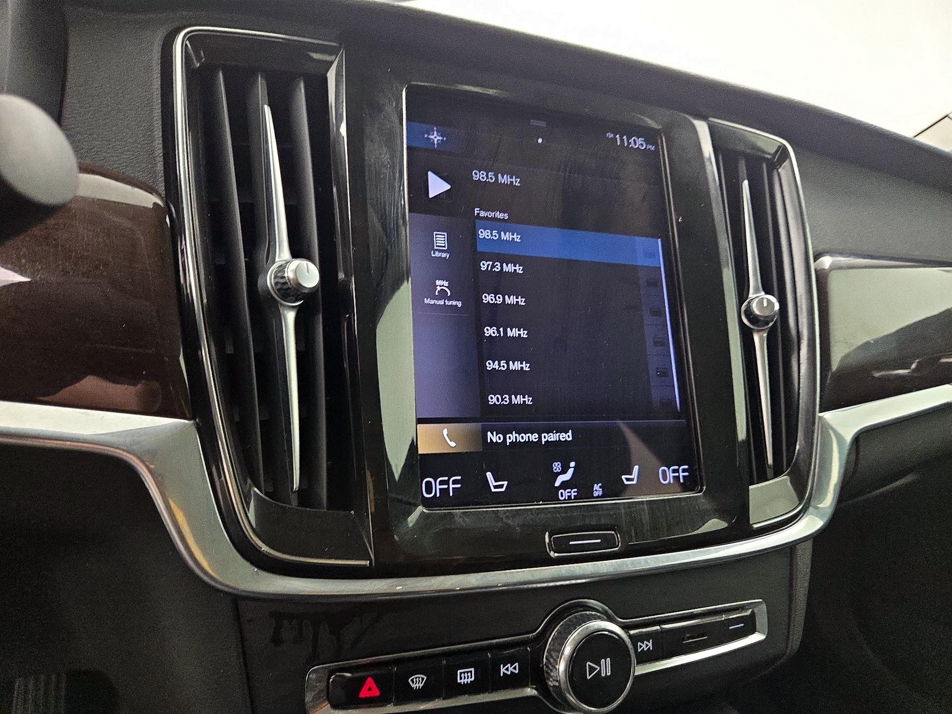 Thumbnail: 2020 Volvo S90 - 15