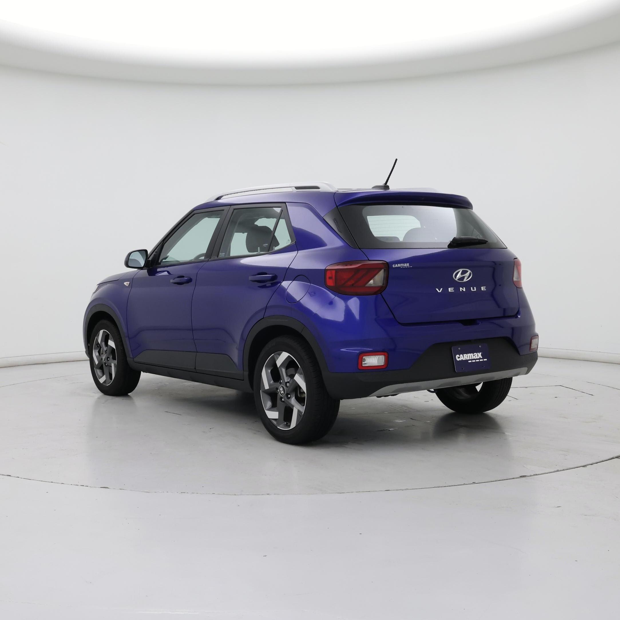 Thumbnail: 2023 Hyundai Venue - 2