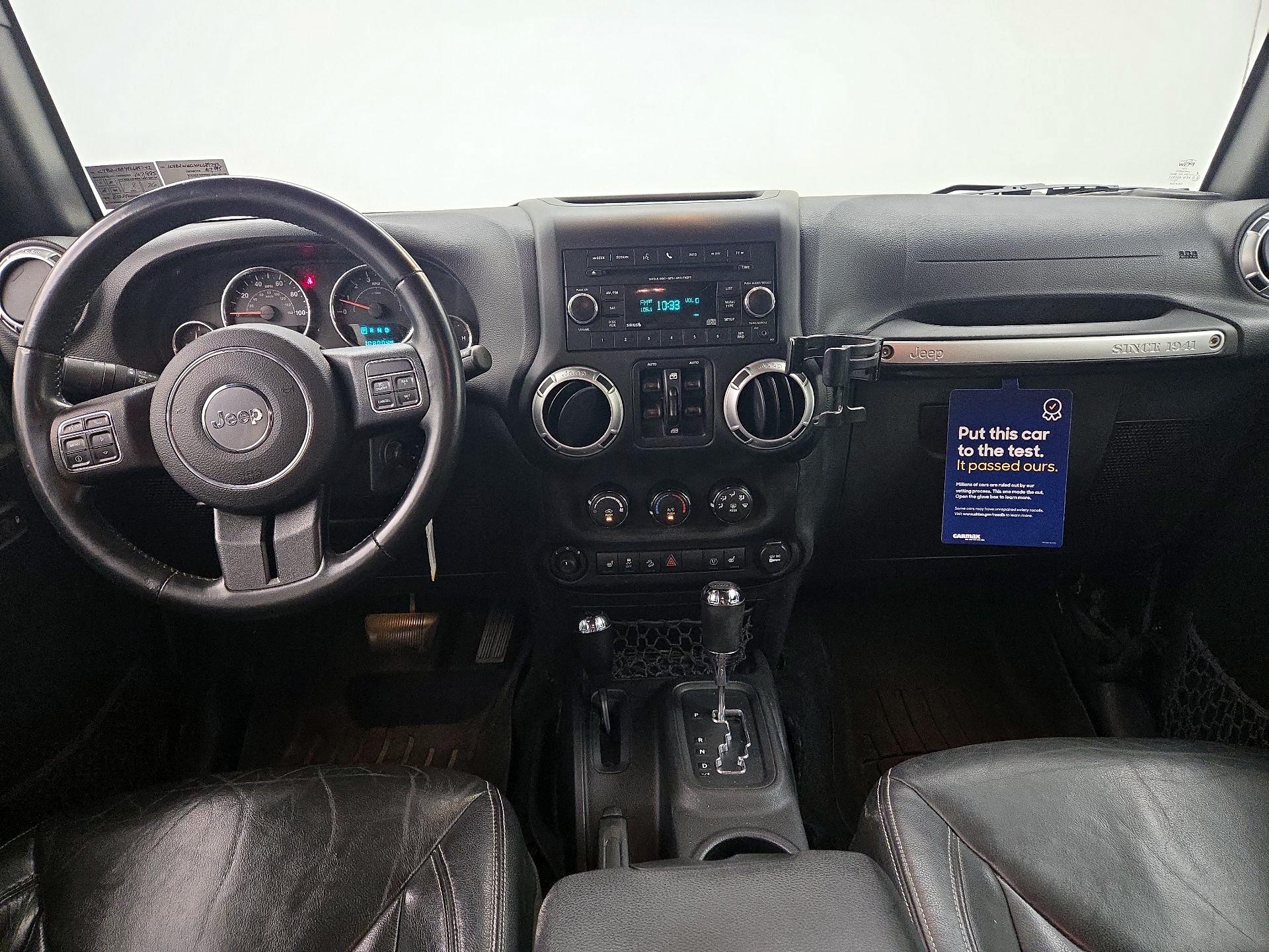Thumbnail: 2015 Jeep Wrangler - 9