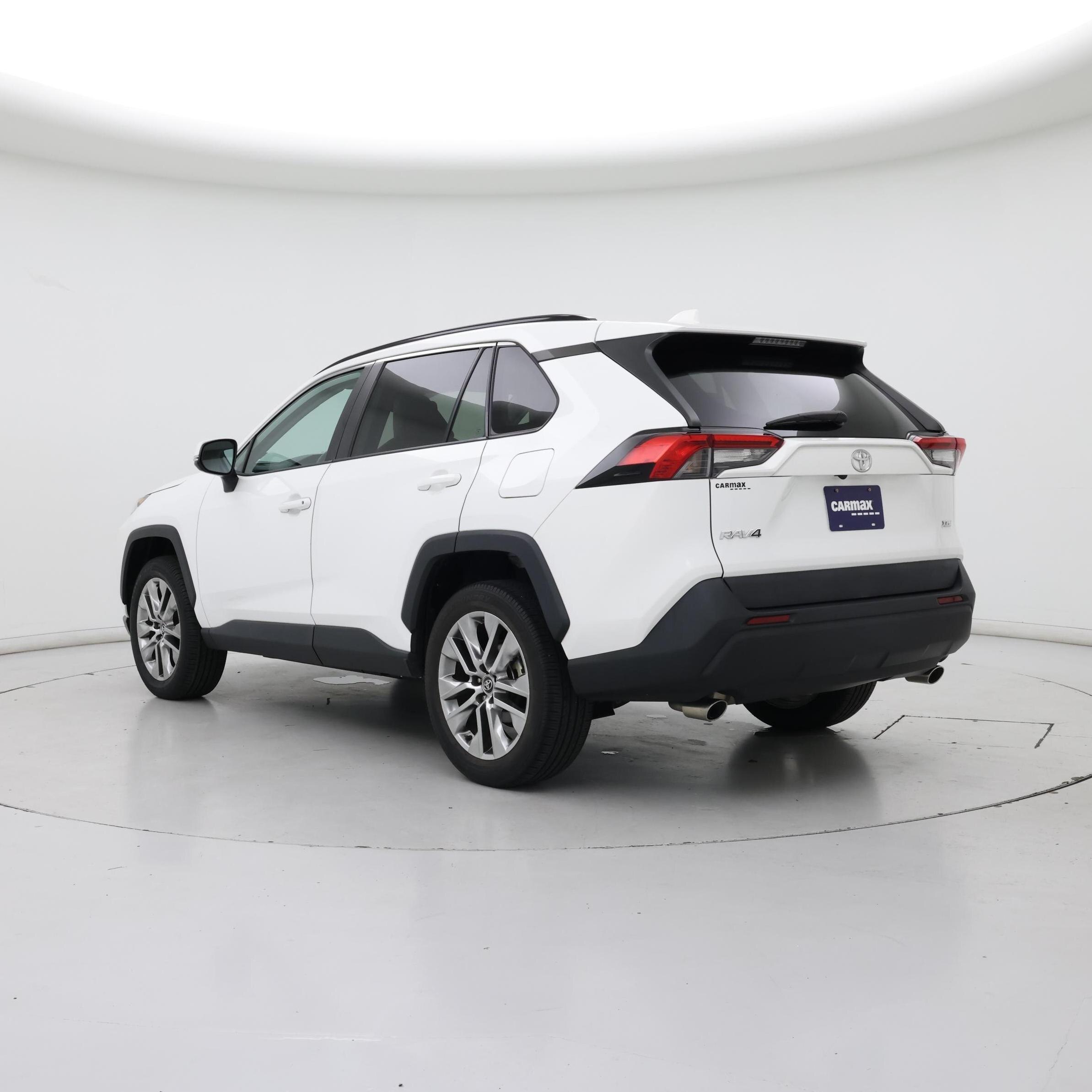 Thumbnail: 2020 Toyota RAV4 - 2