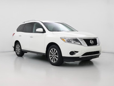 White 2016 Nissan Pathfinder S