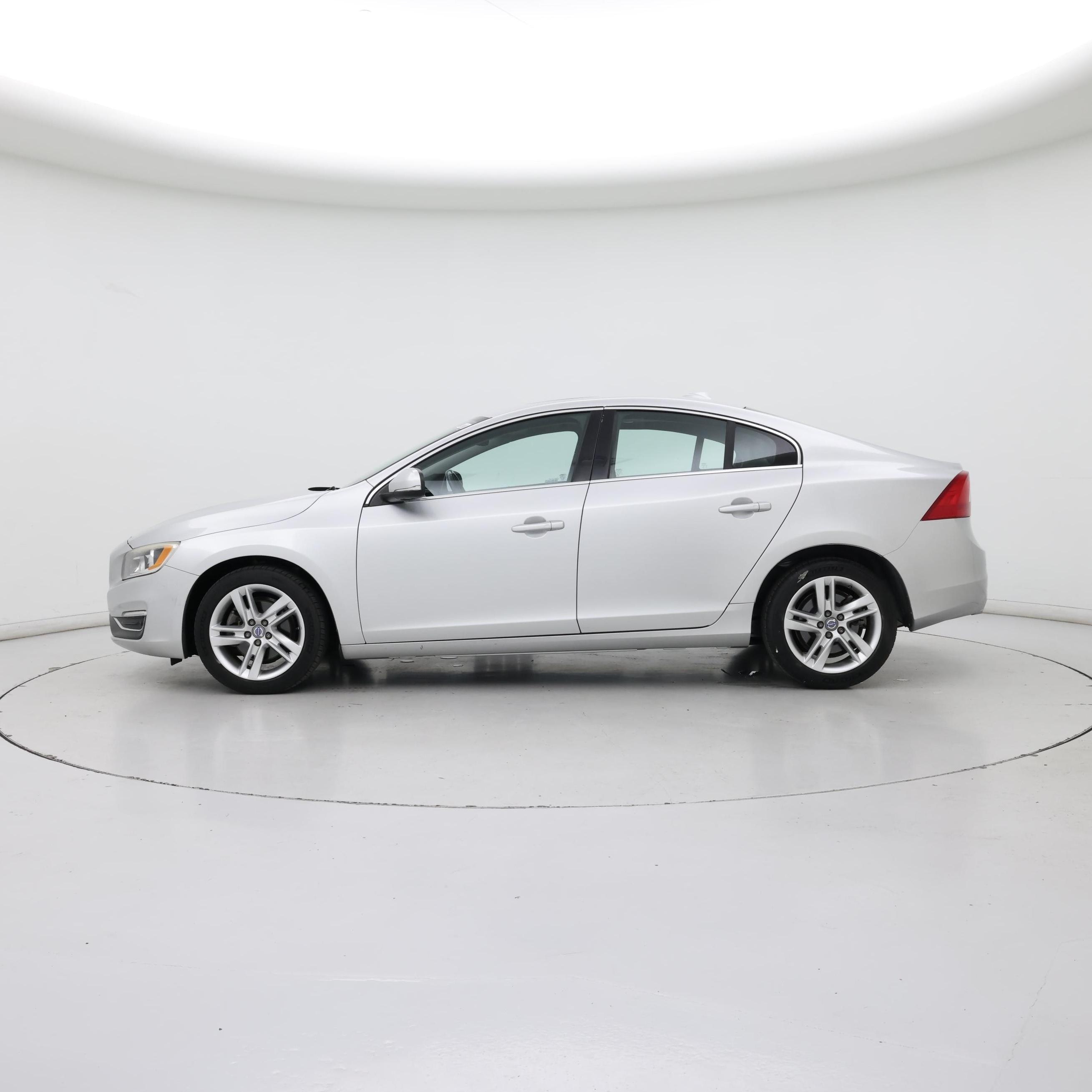 Thumbnail: 2015 Volvo S60 - 3