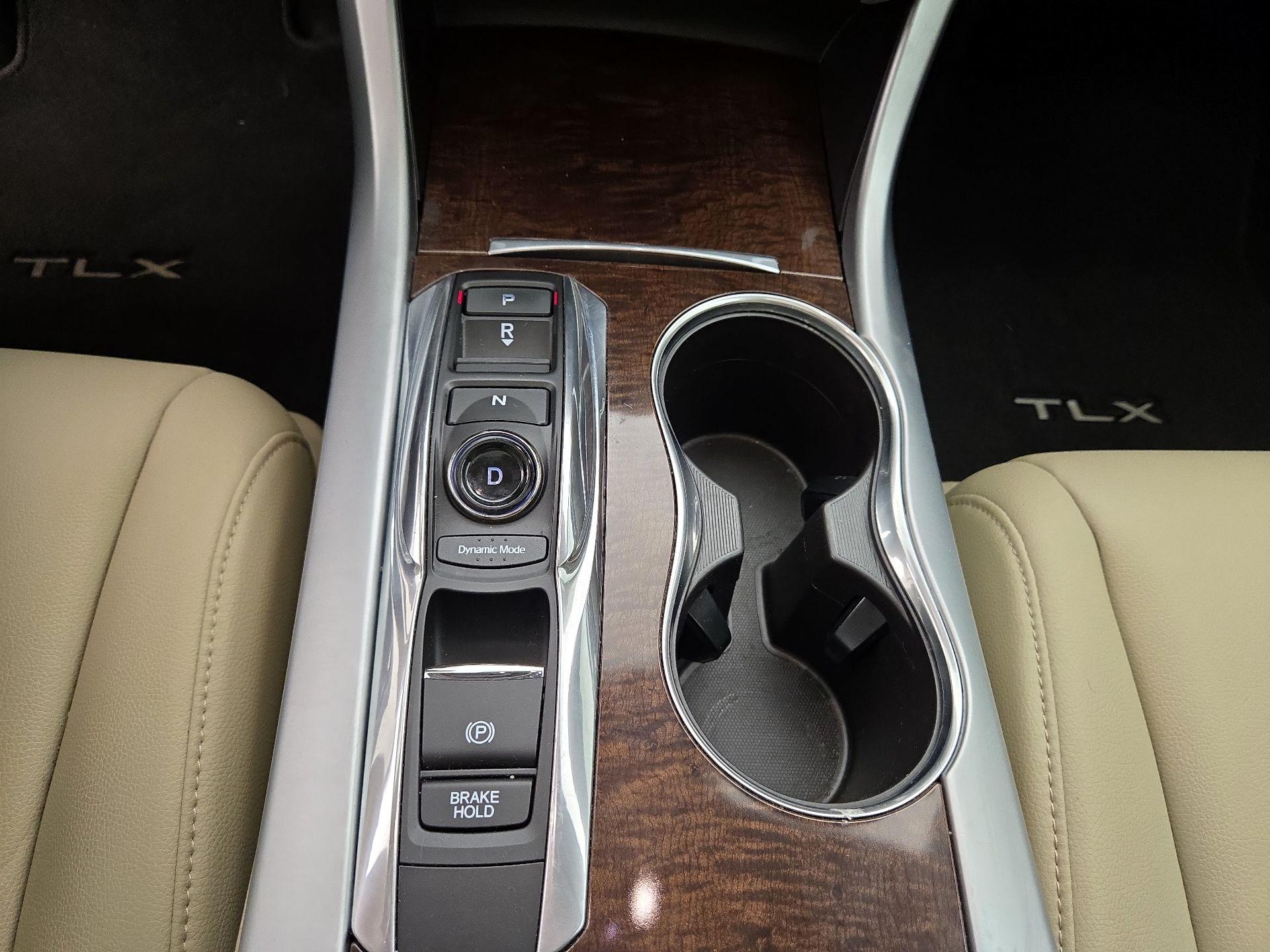 Thumbnail: 2018 Acura TLX - 17