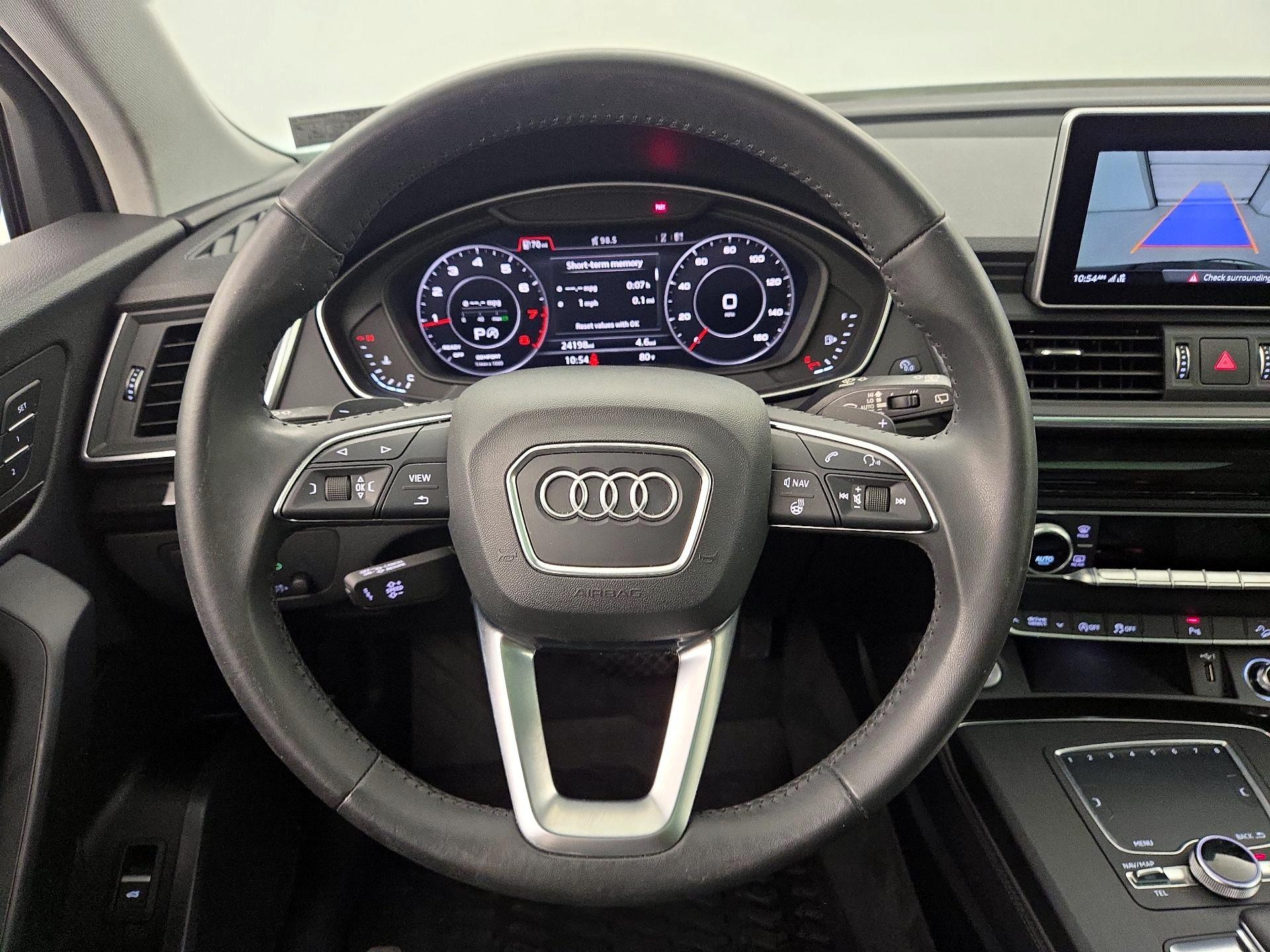 Thumbnail: 2019 Audi Q5 - 10