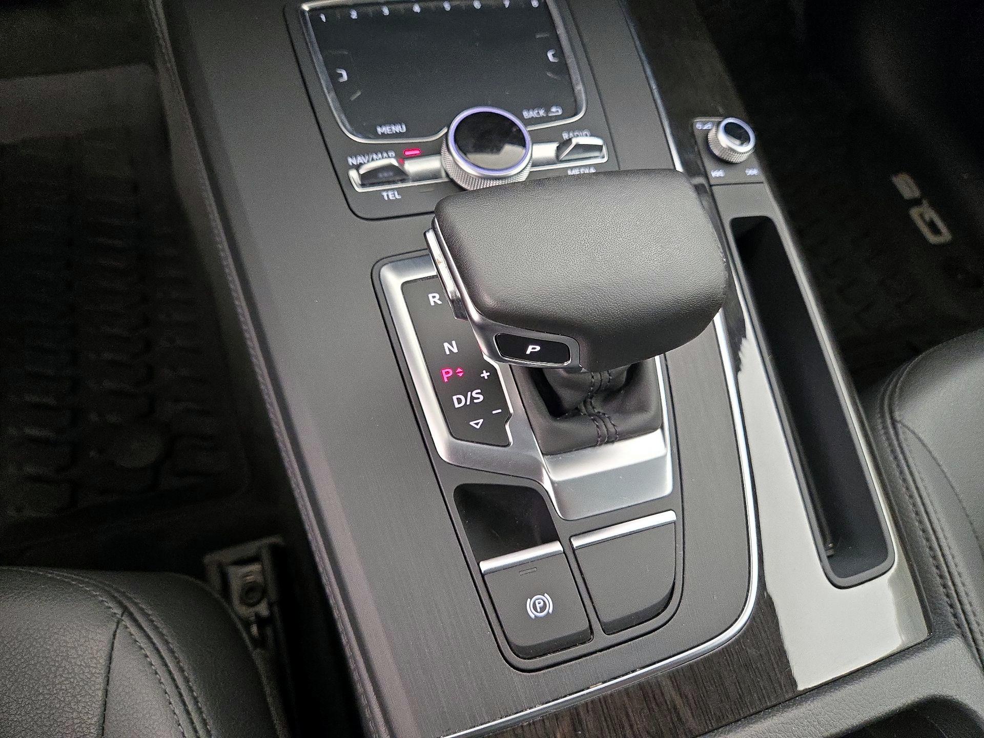 Thumbnail: 2019 Audi Q5 - 17