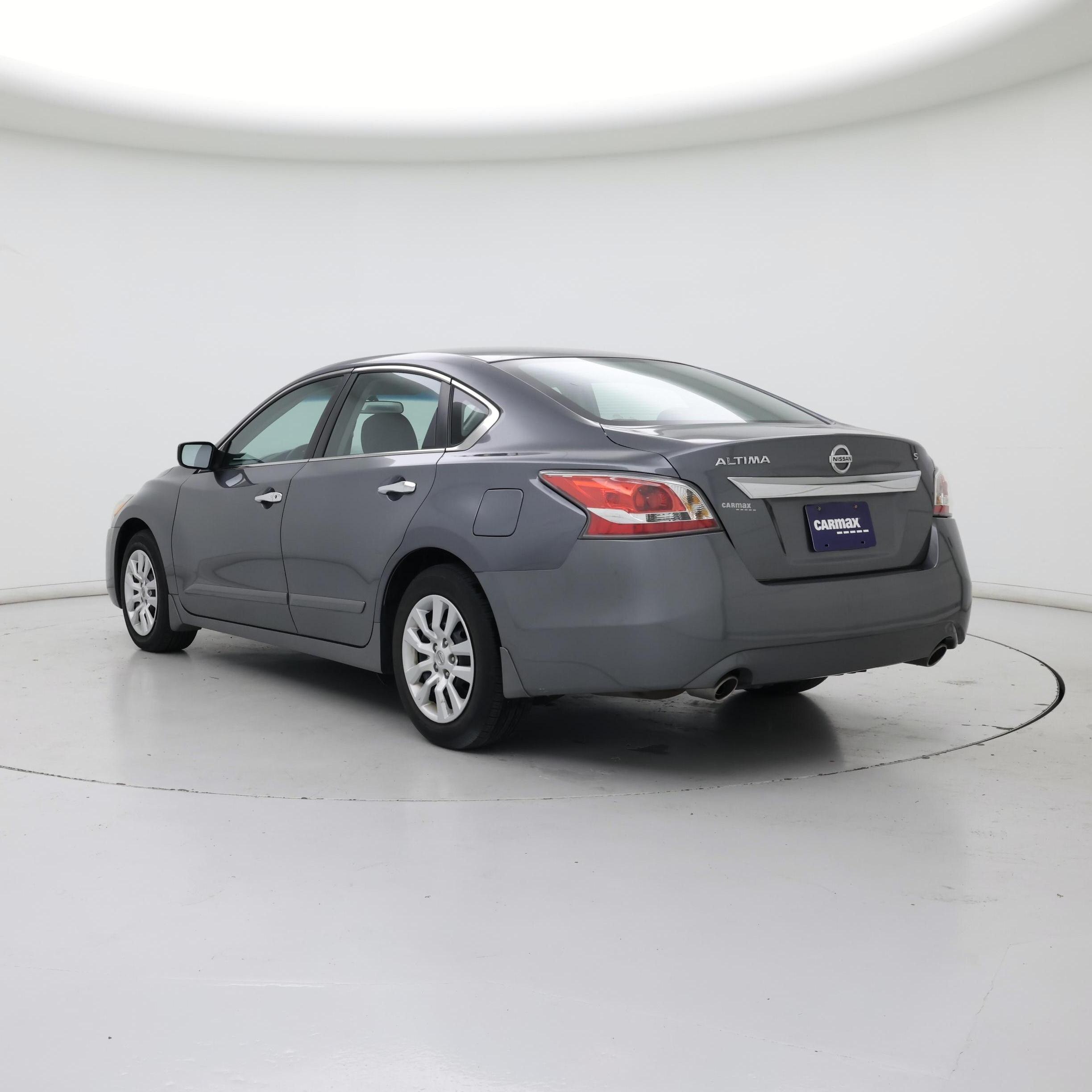 Thumbnail: 2015 Nissan Altima - 2