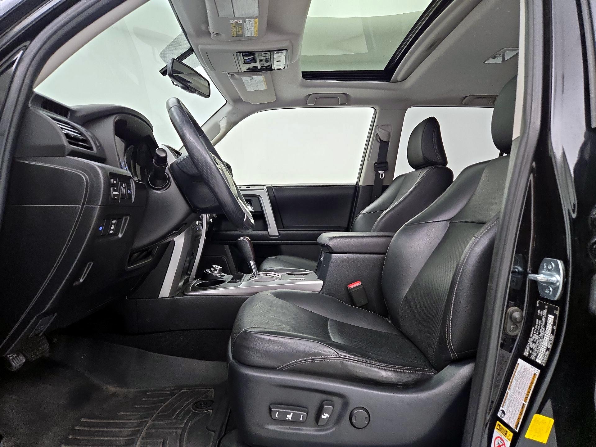 Thumbnail: 2019 Toyota 4Runner - 11