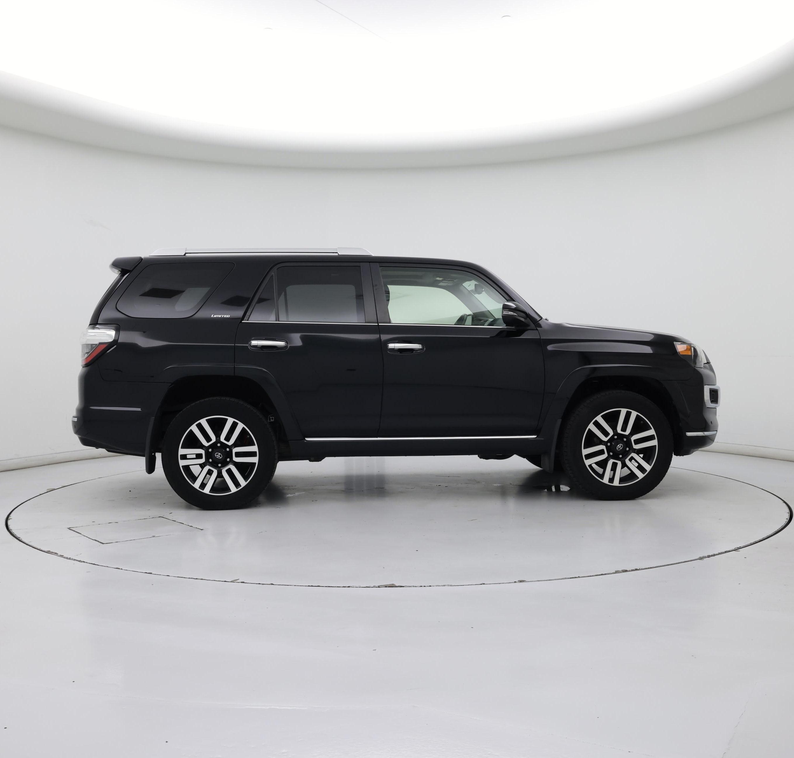 Thumbnail: 2019 Toyota 4Runner - 7