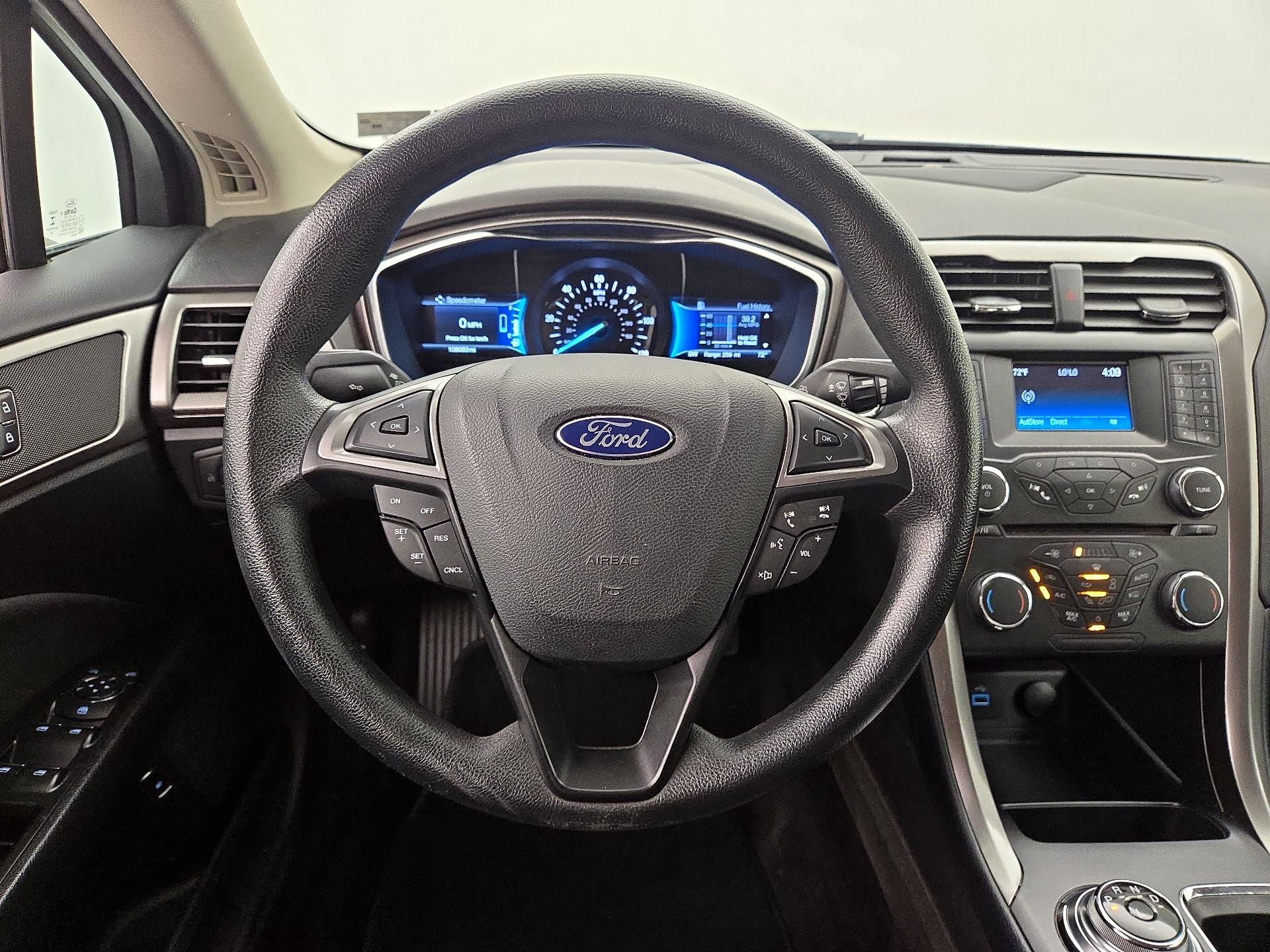 Thumbnail: 2017 Ford Fusion - 10