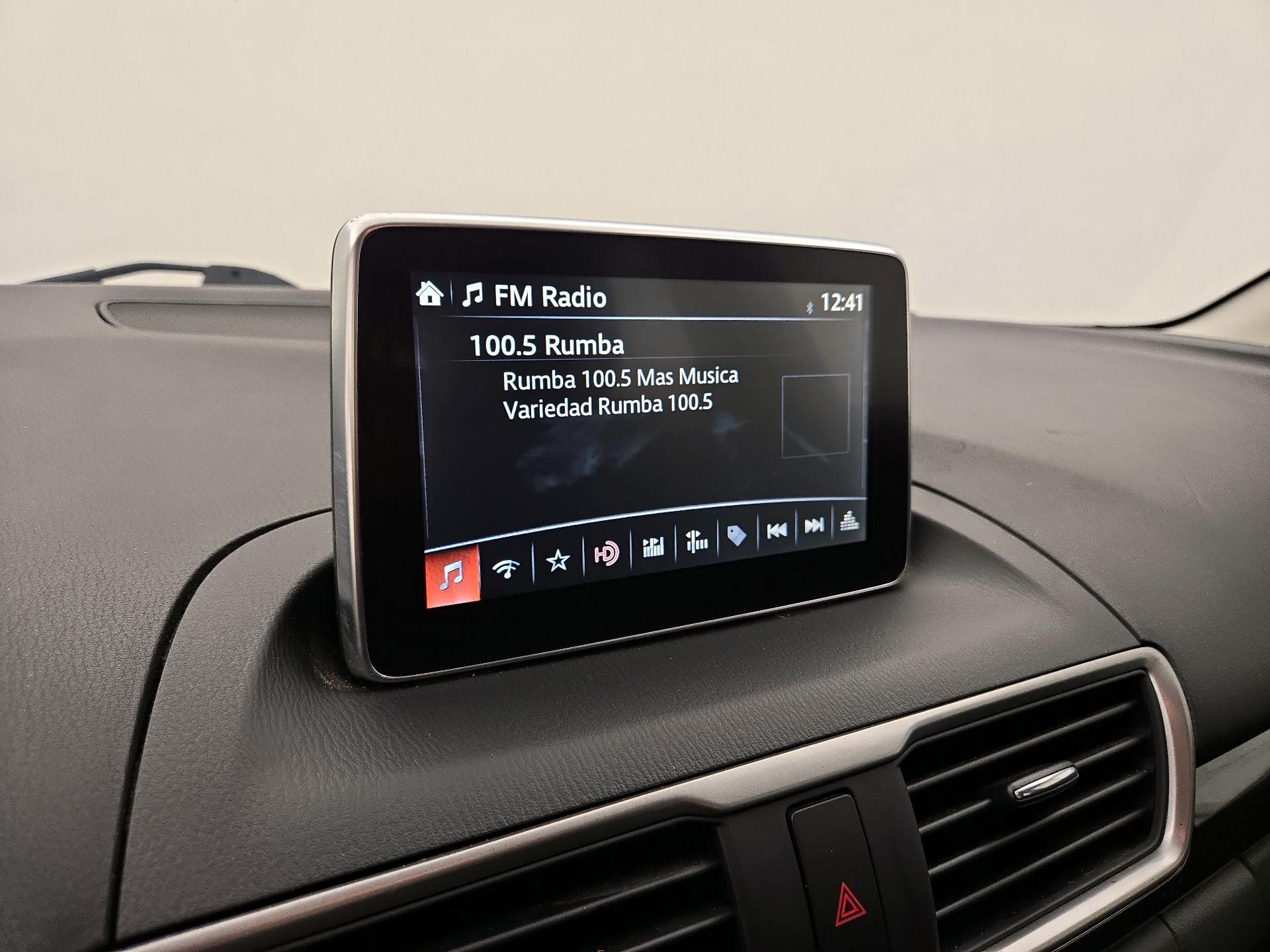 Thumbnail: 2015 Mazda Mazda3 - 14