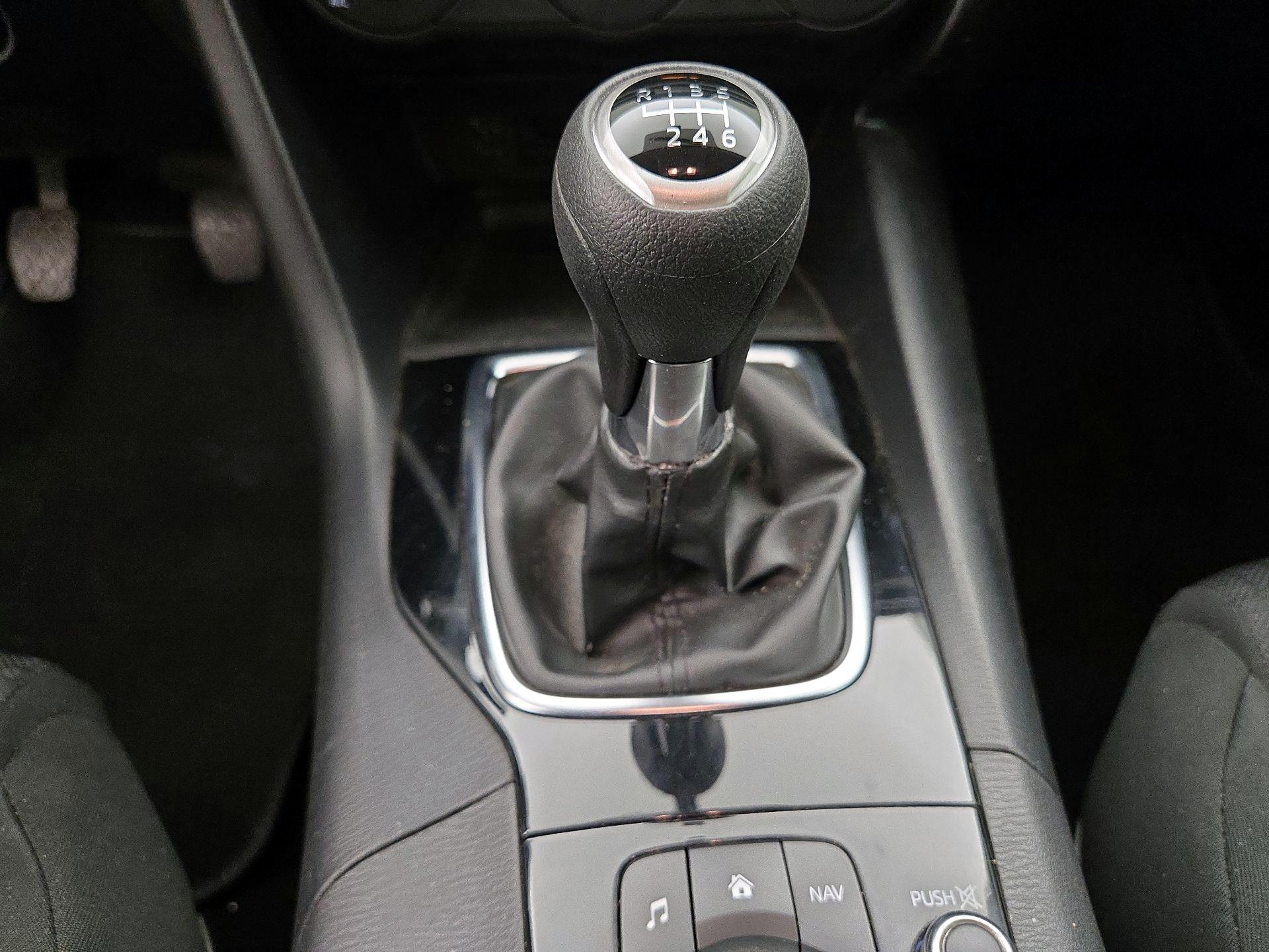 Thumbnail: 2015 Mazda Mazda3 - 16
