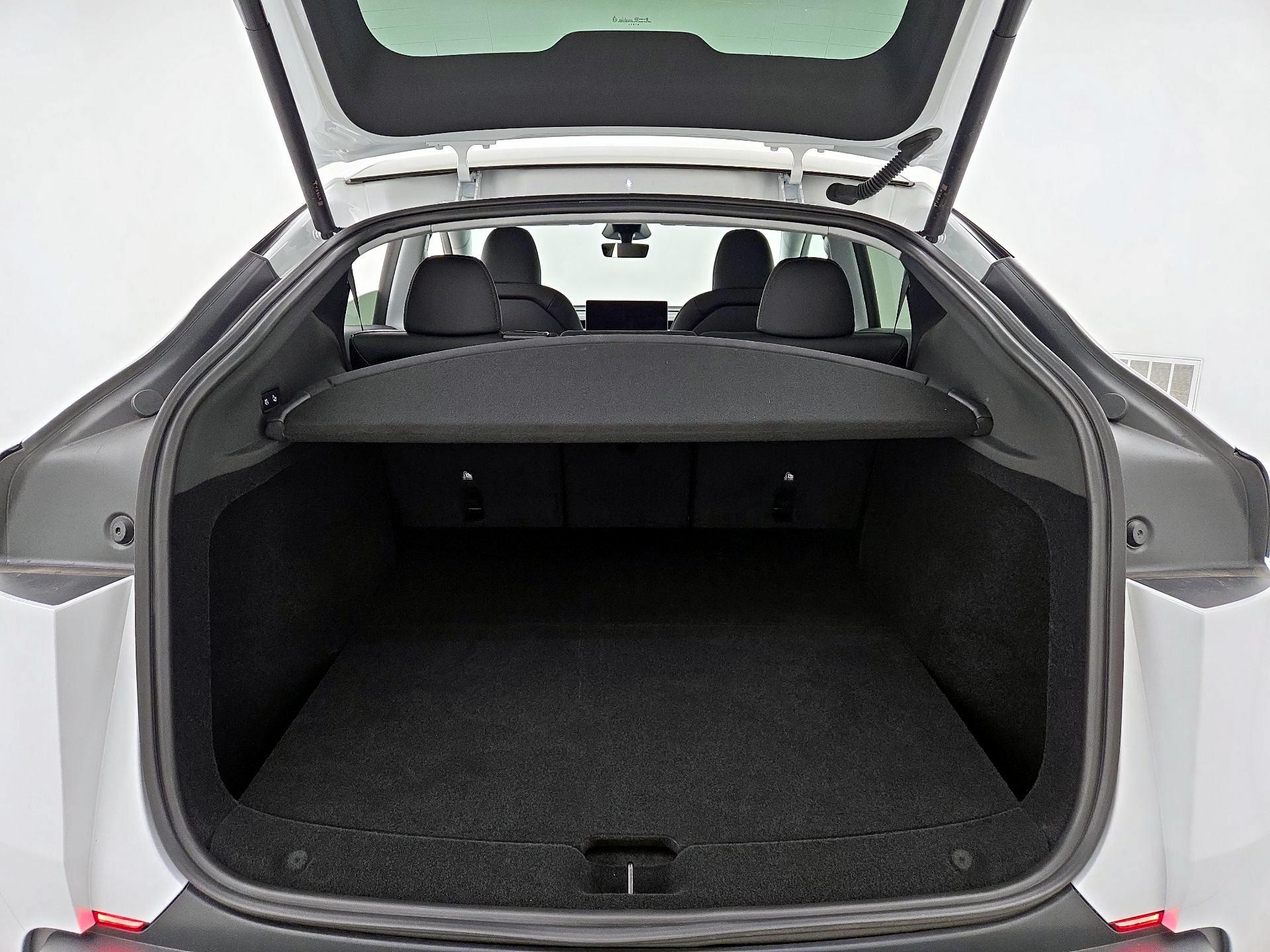 Thumbnail: 2026 Tesla Model Y - 20