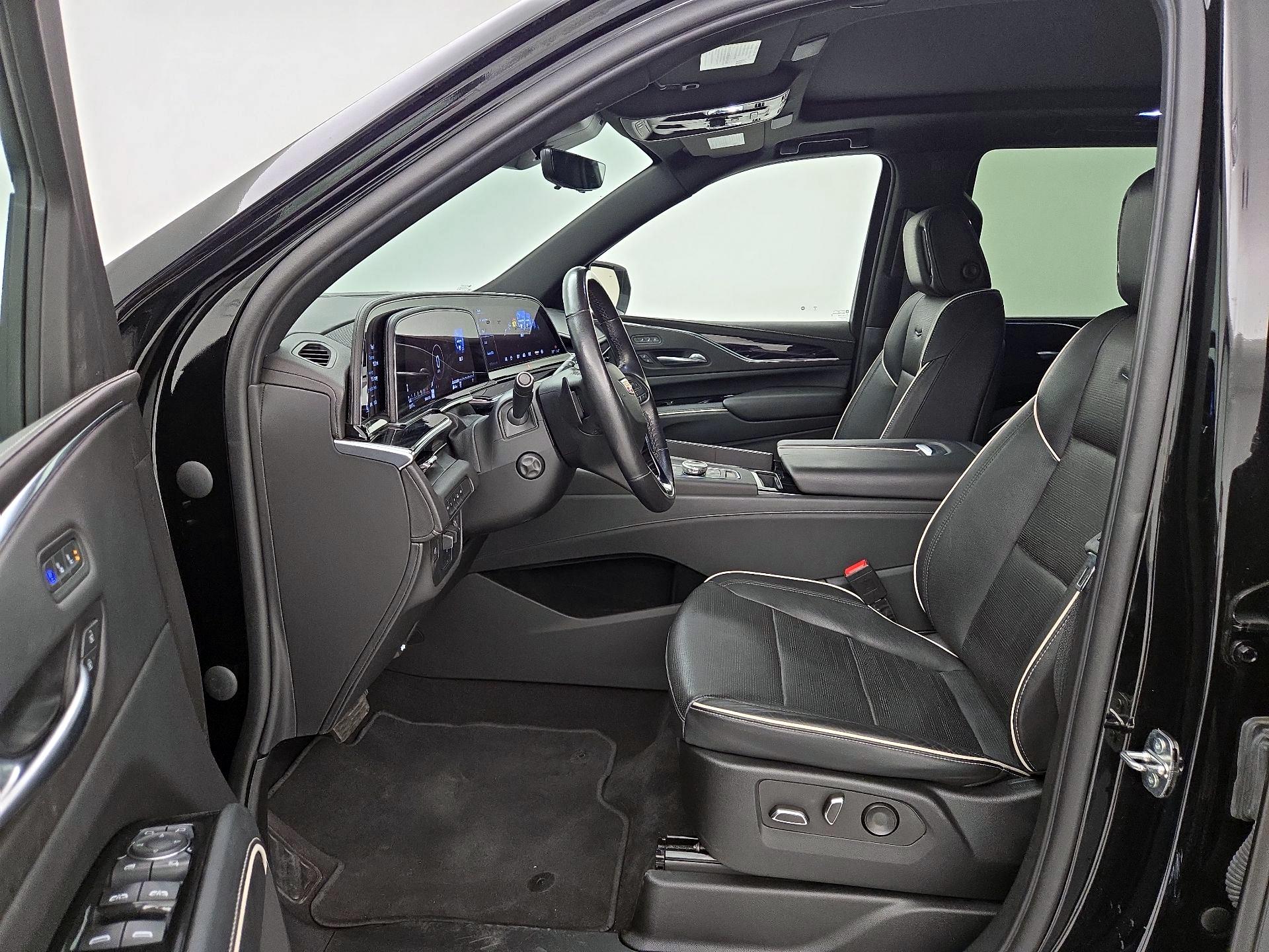 Thumbnail: 2022 Cadillac Escalade - 11