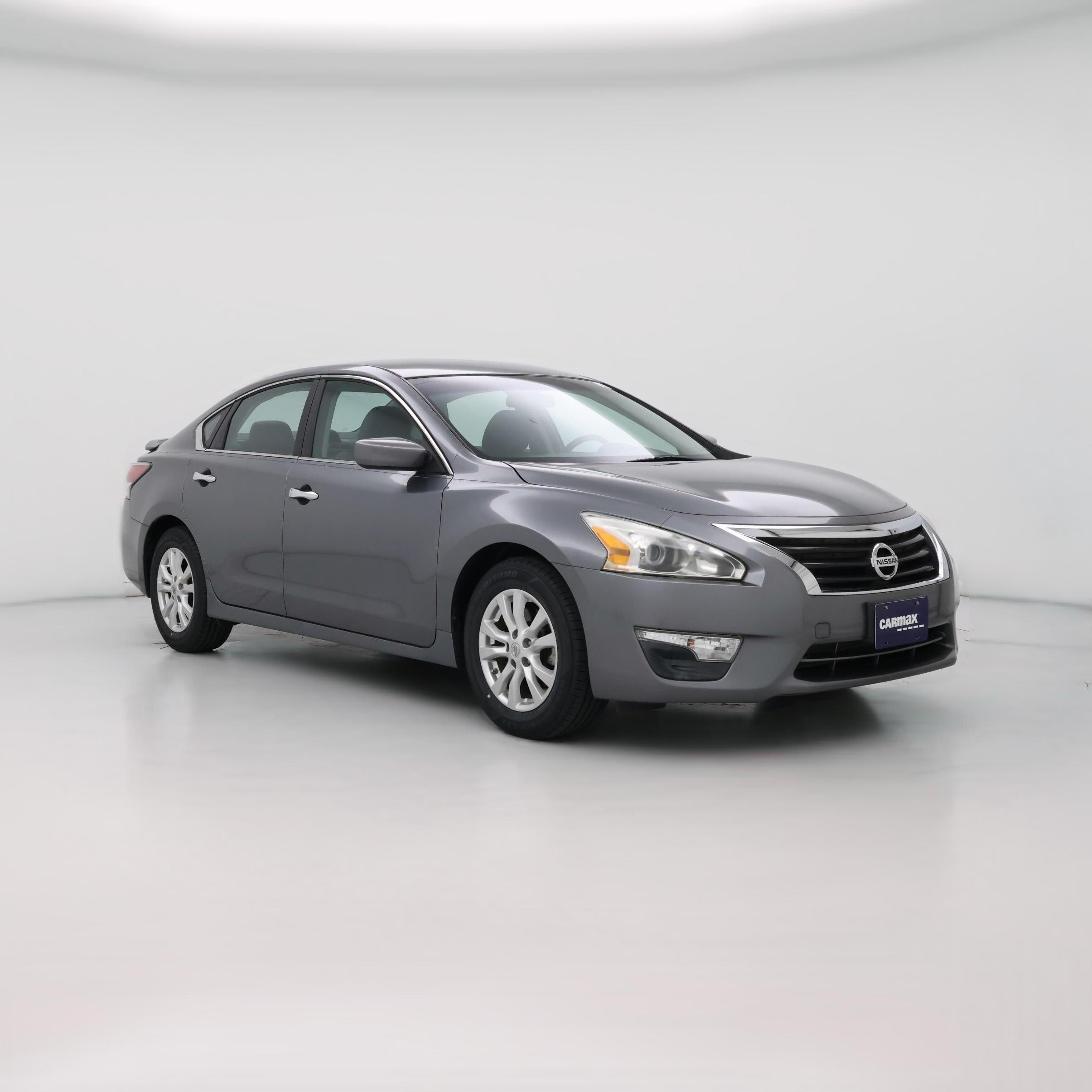 Thumbnail: 2015 Nissan Altima - 1