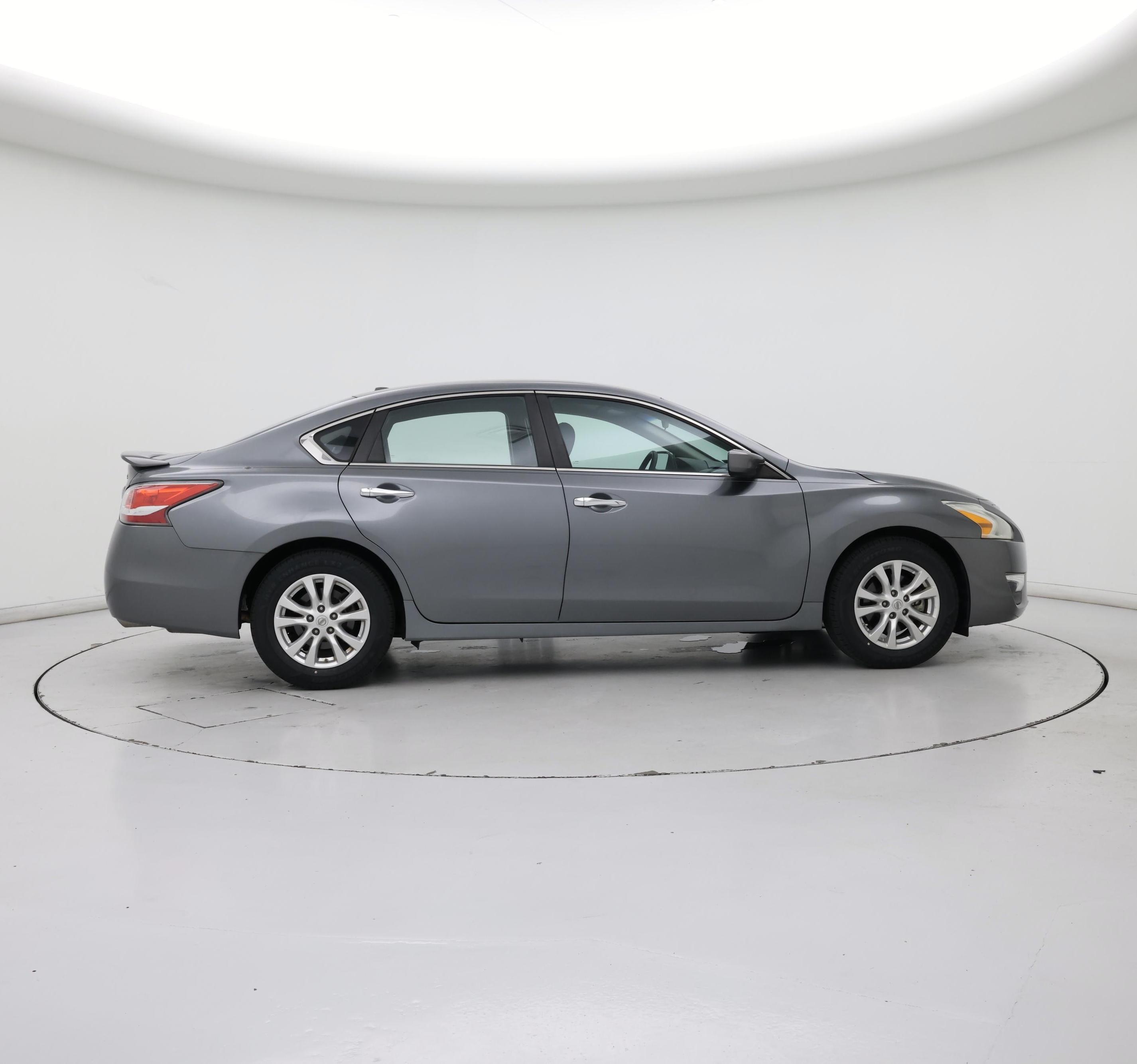 Thumbnail: 2015 Nissan Altima - 7