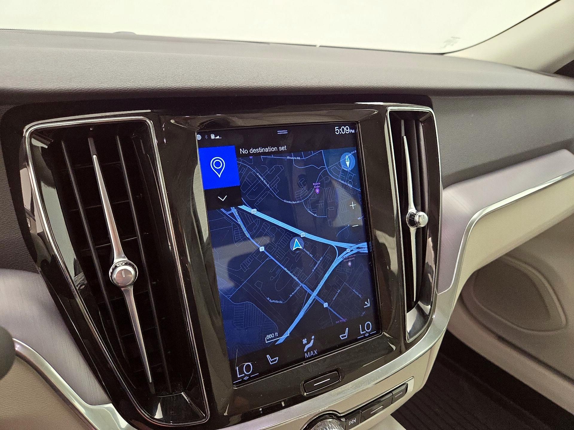 Thumbnail: 2020 Volvo S60 - 14