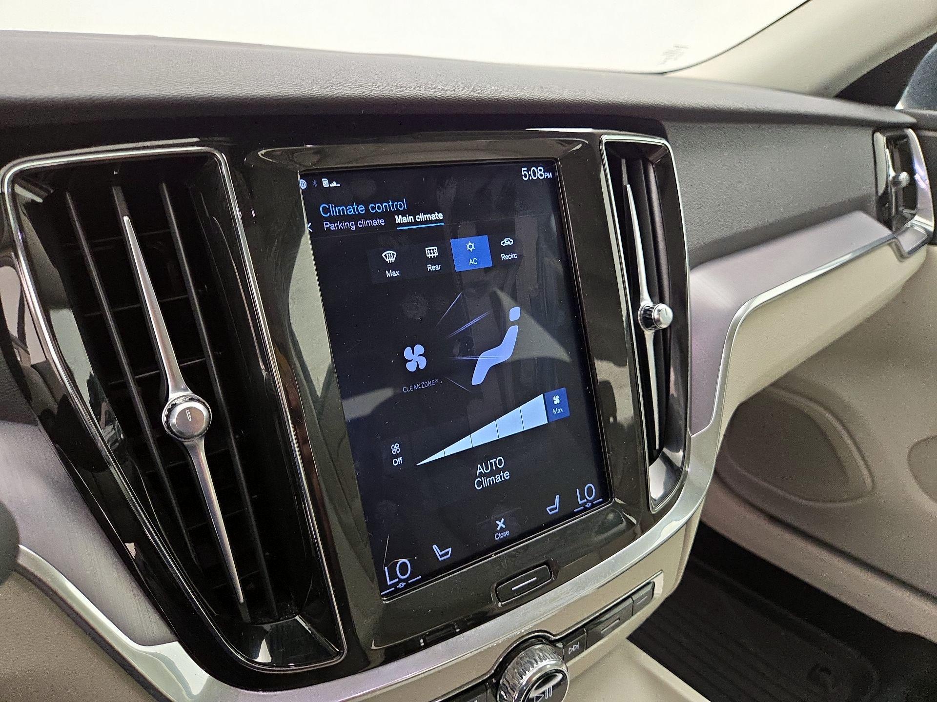 Thumbnail: 2020 Volvo S60 - 17