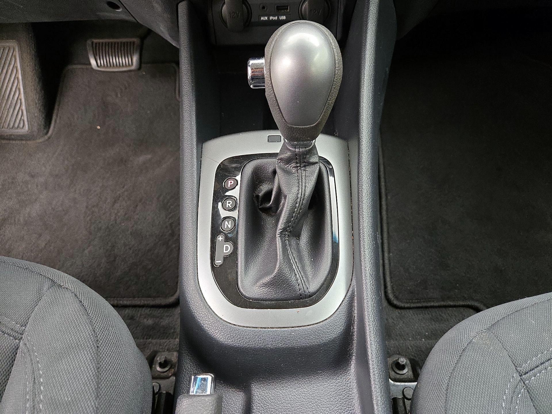 Thumbnail: 2013 Kia Rio5 - 16