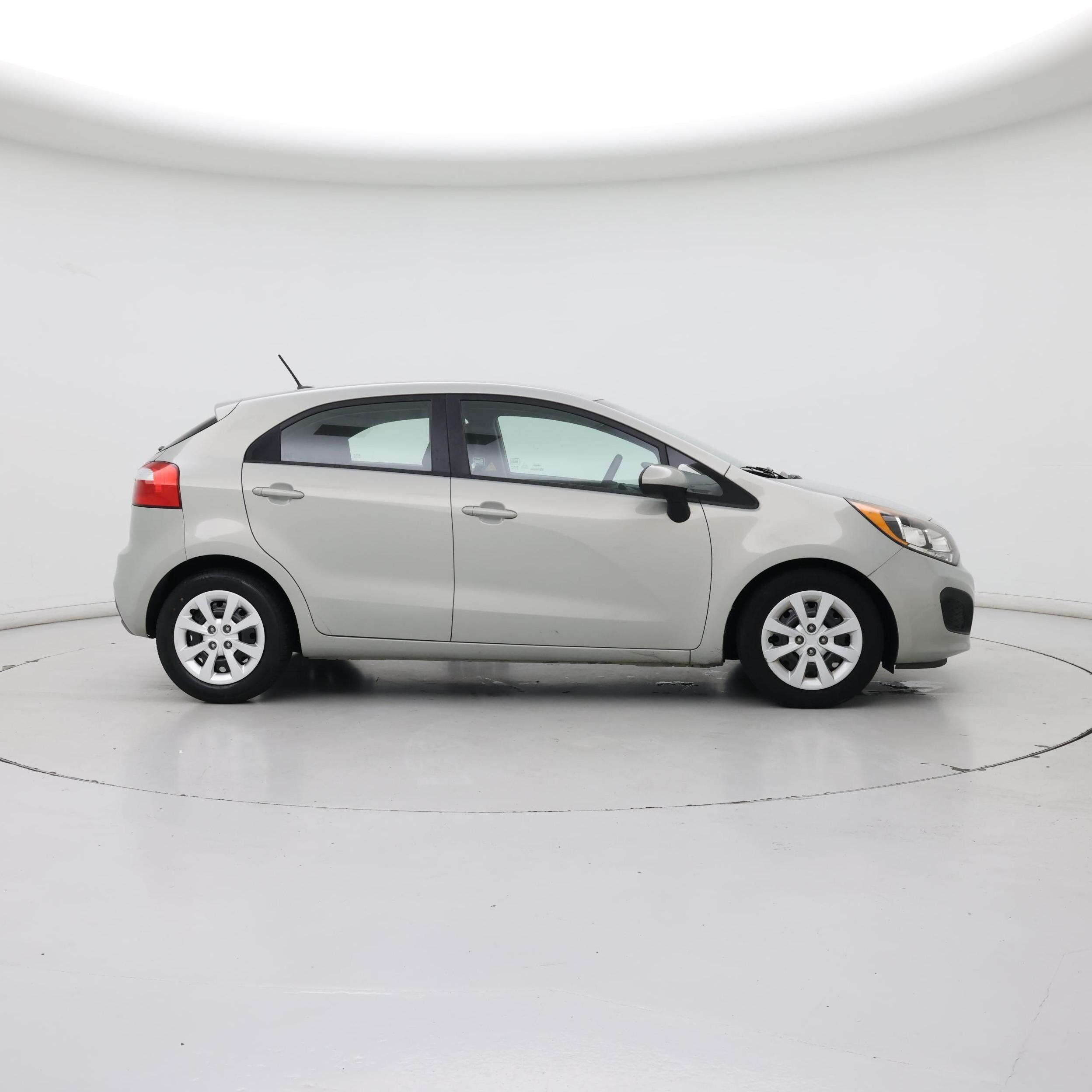 Thumbnail: 2013 Kia Rio5 - 7