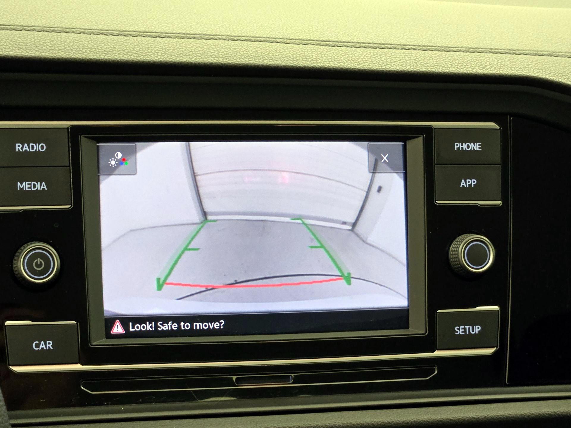 Thumbnail: 2019 Volkswagen Jetta - 14