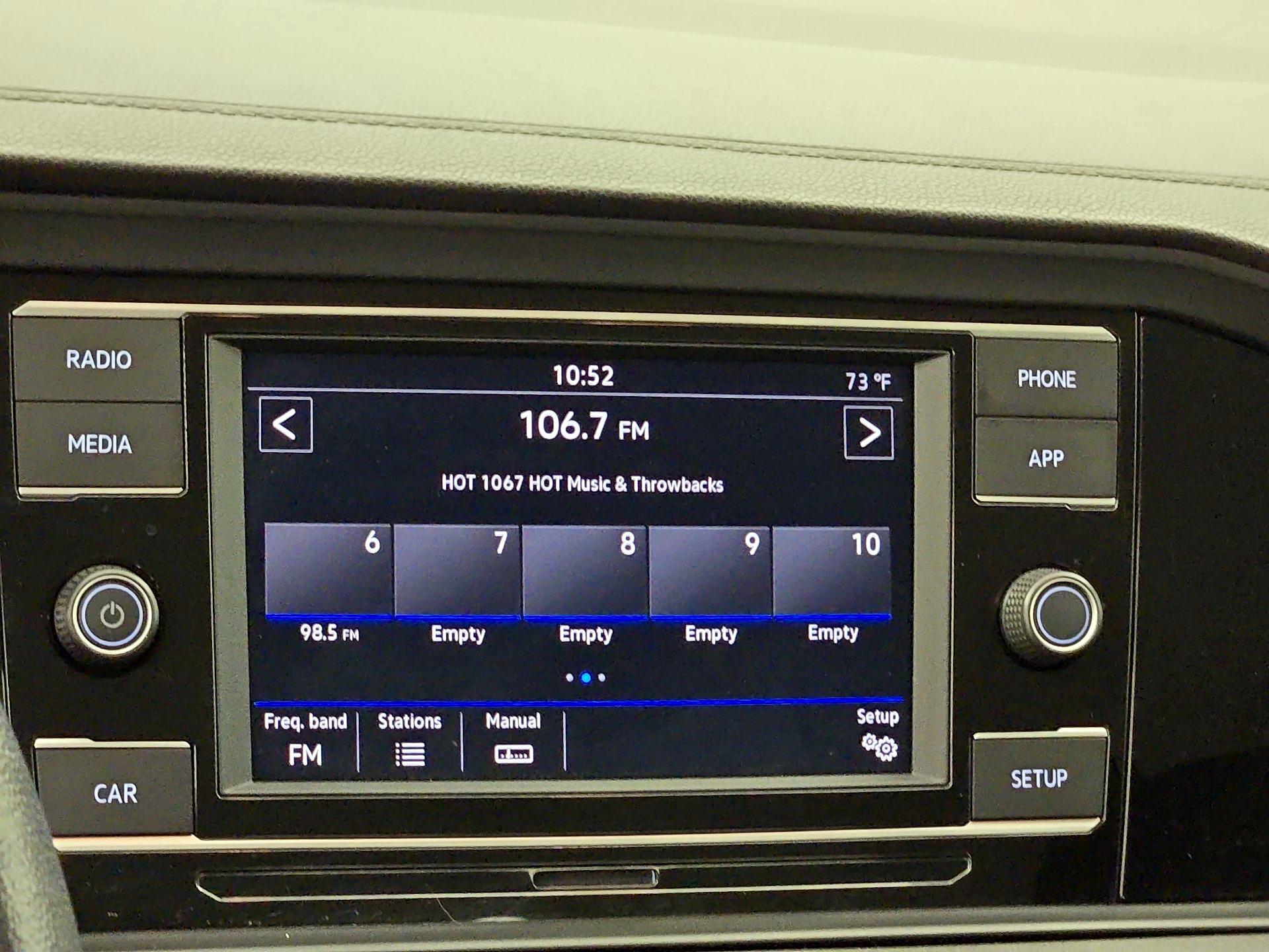 Thumbnail: 2019 Volkswagen Jetta - 15