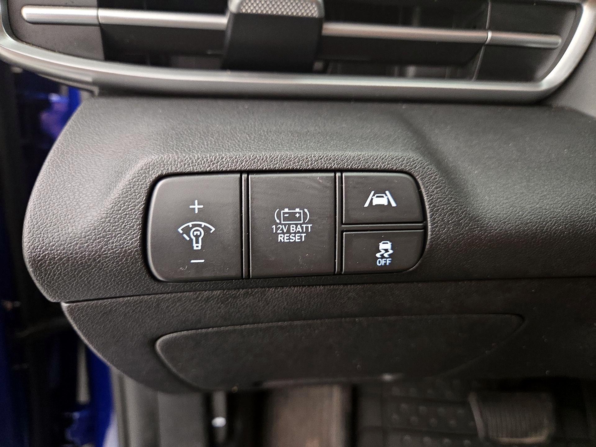 Thumbnail: 2021 Hyundai Elantra - 13