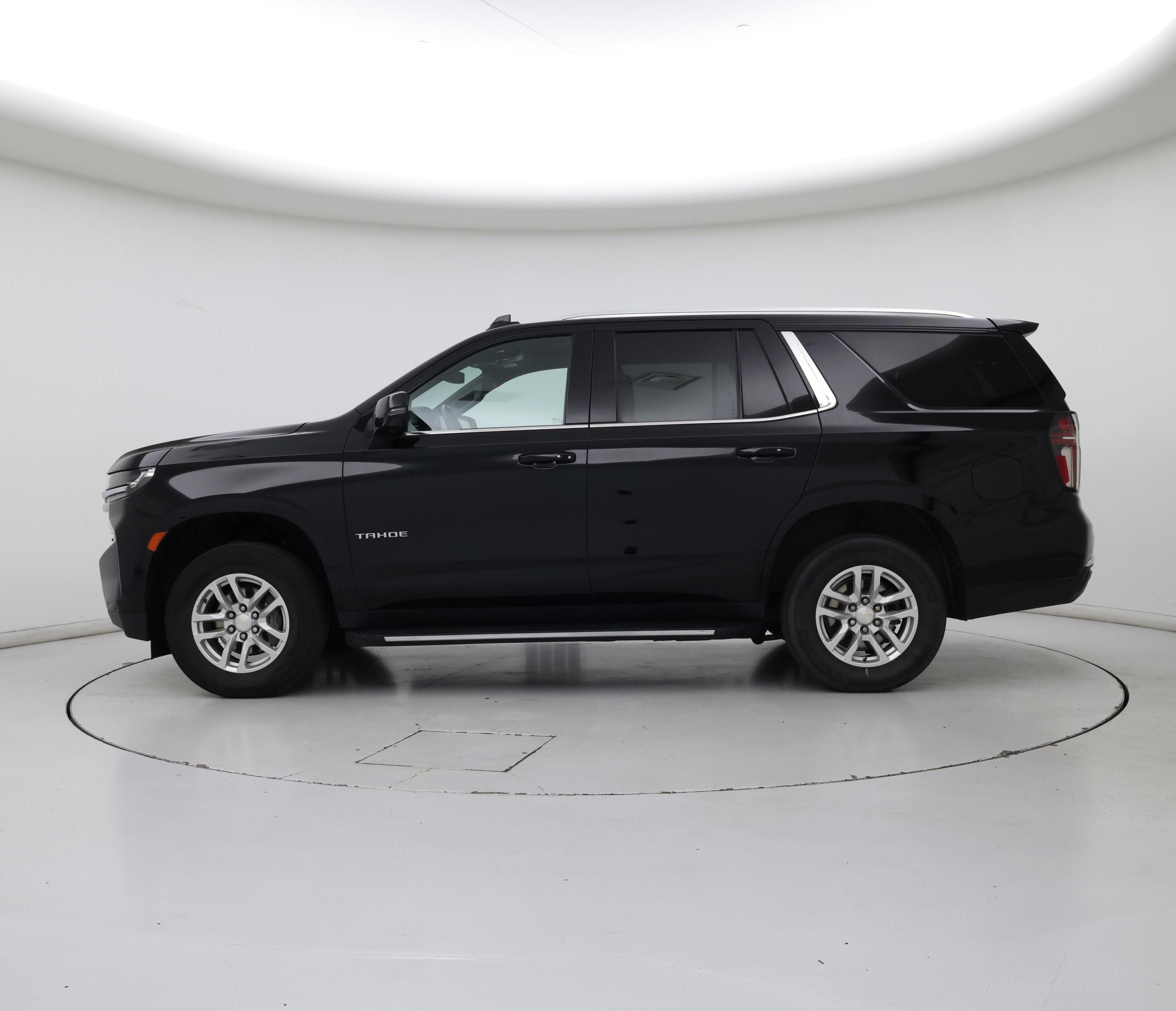 Thumbnail: 2023 Chevrolet Tahoe - 3