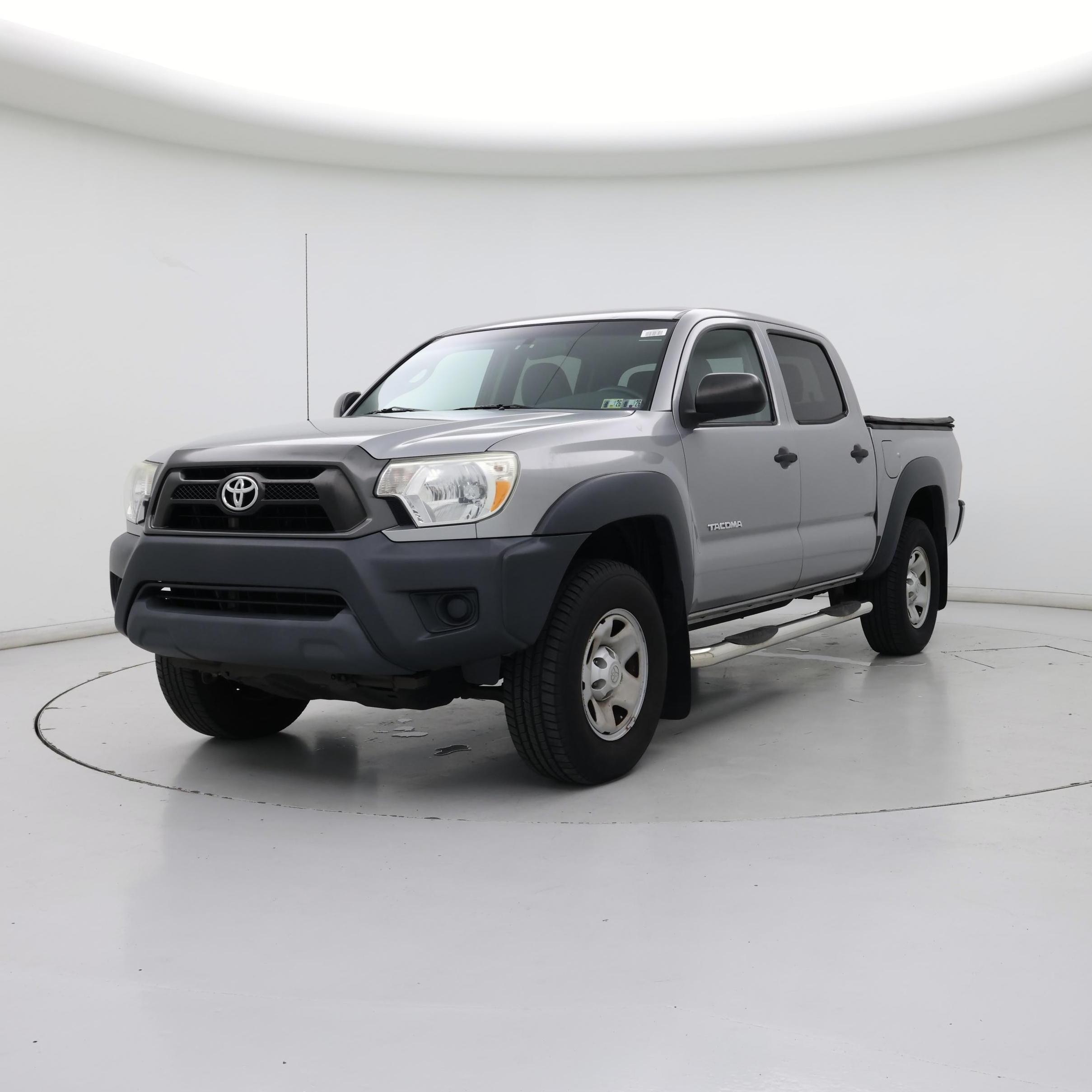 Thumbnail: 2015 Toyota Tacoma - 4