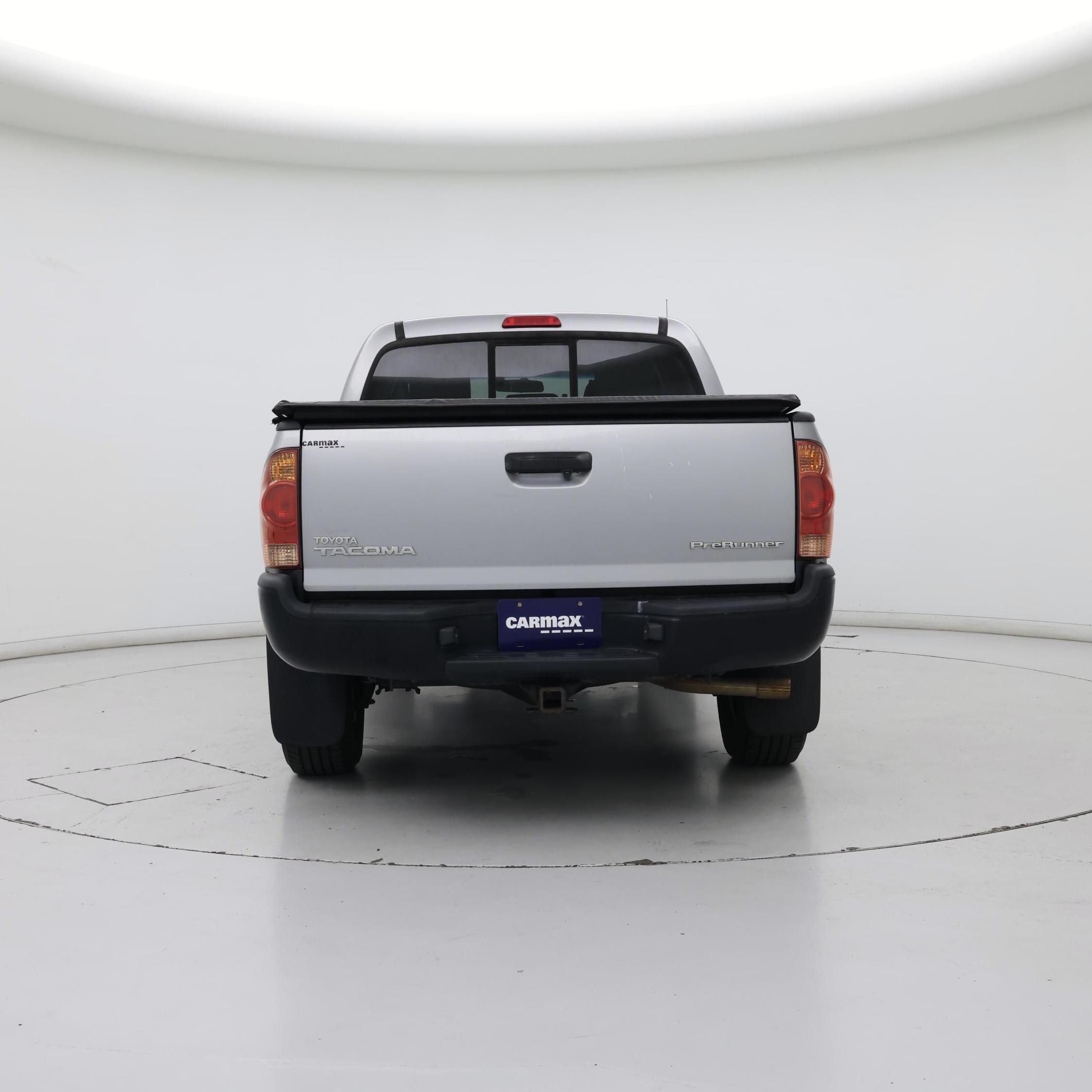 Thumbnail: 2015 Toyota Tacoma - 6