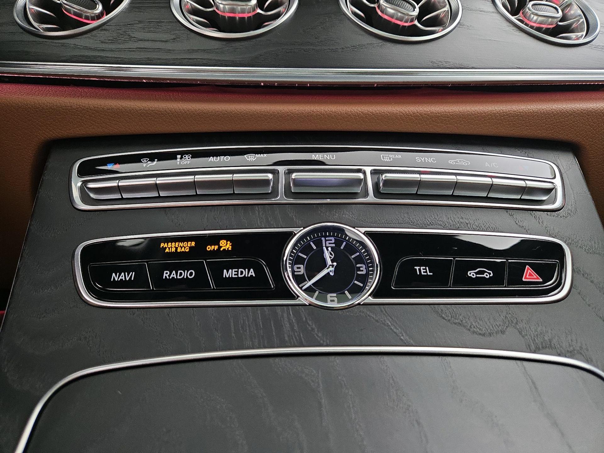 Thumbnail: 2019 Mercedes-Benz E-Class - 17
